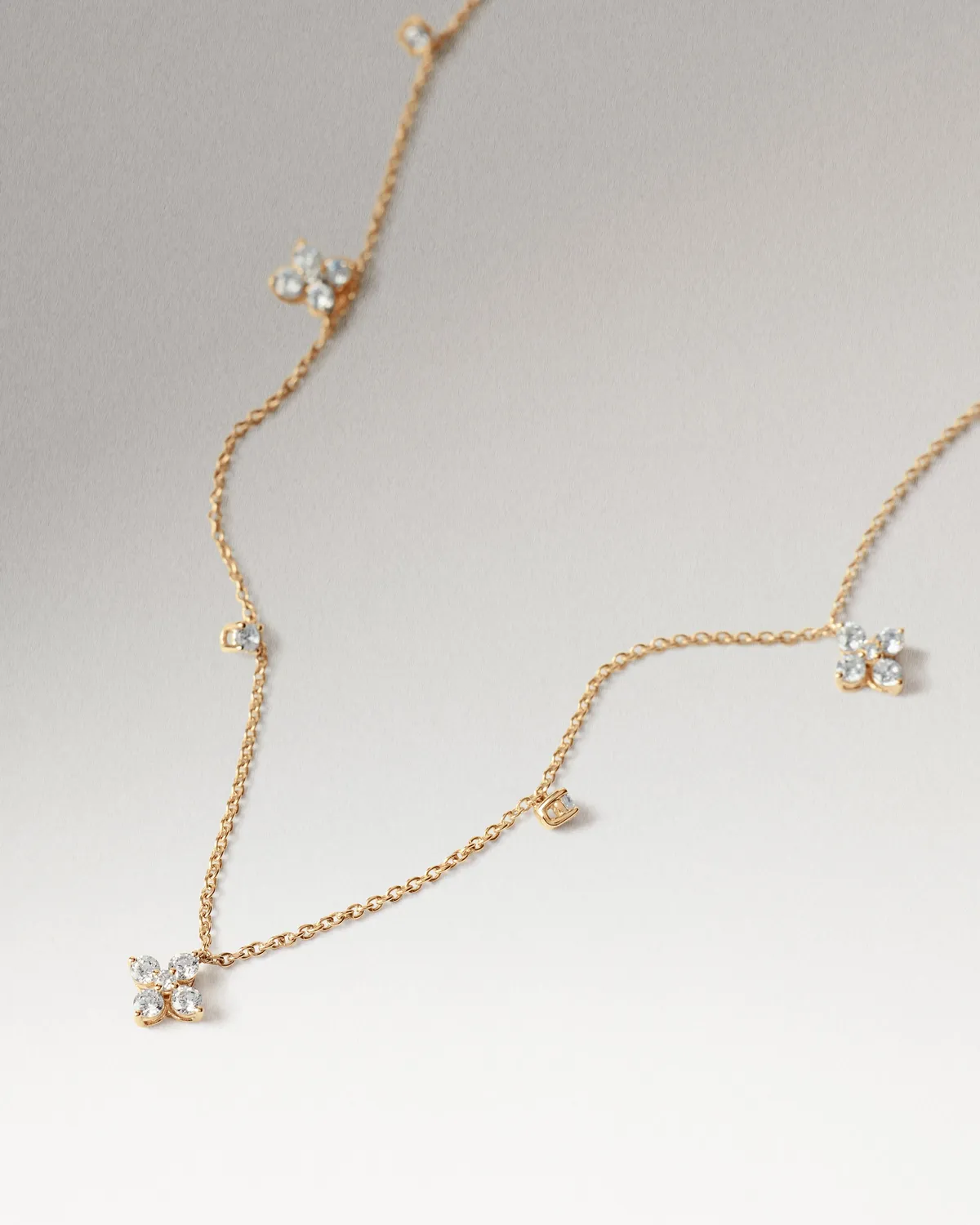 PDPAOLA Maggie Bloom collier or diamants