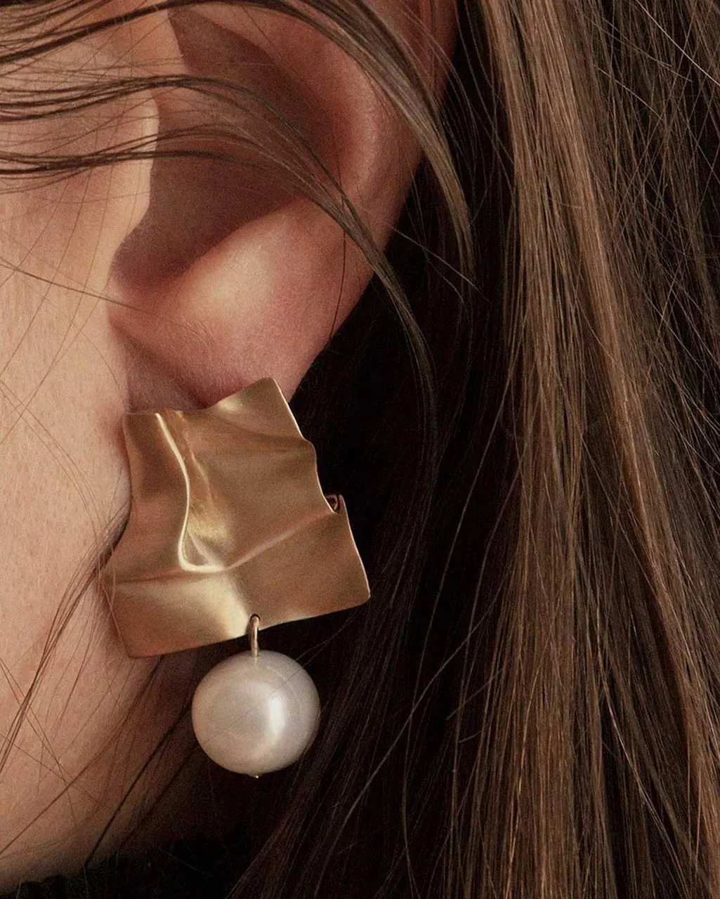 Completedworks Cohesion boucles d'oreilles vermeil perles