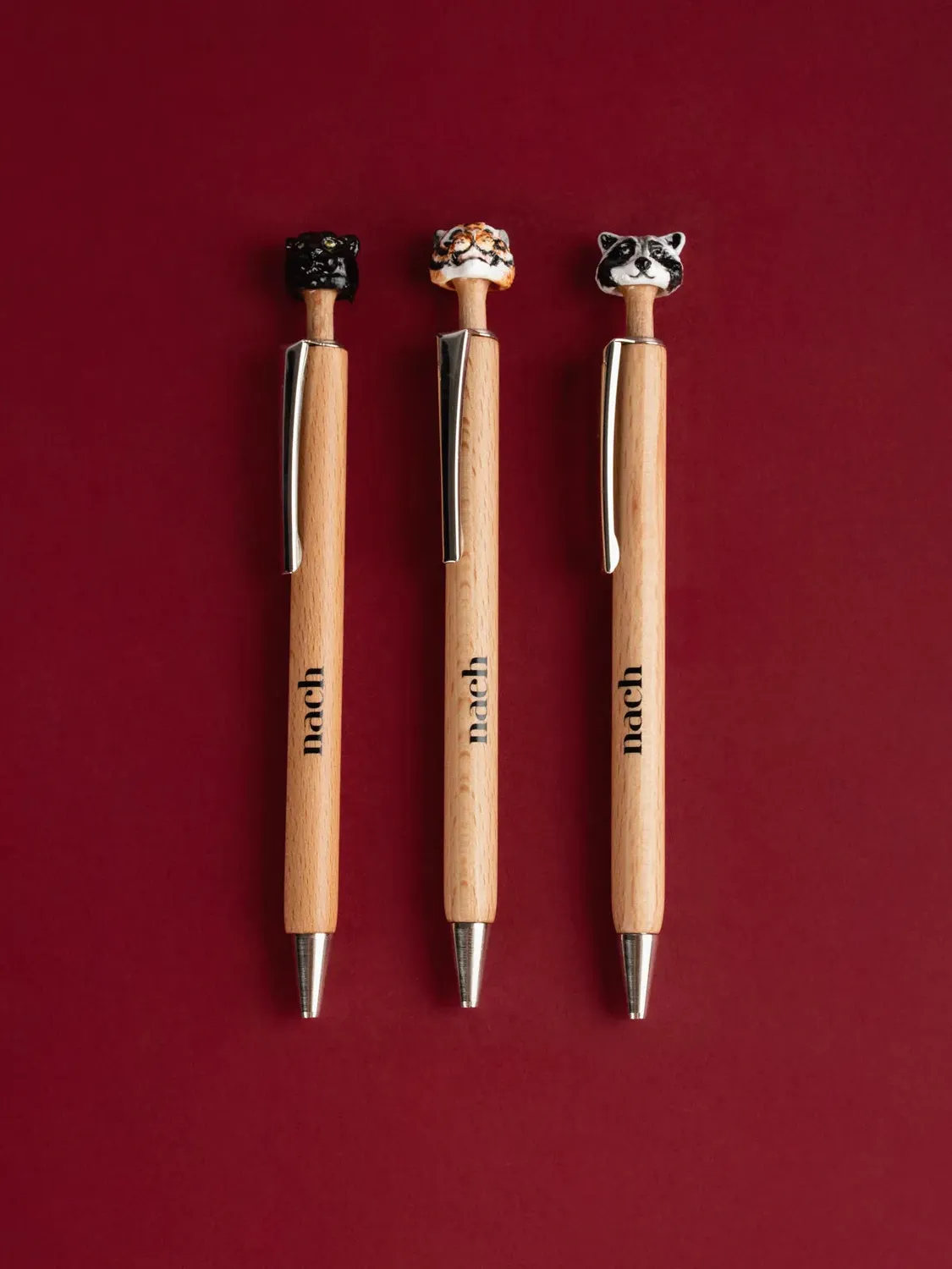 Nach Bijoux Pedro stylo raton laveur bois hêtre bleu