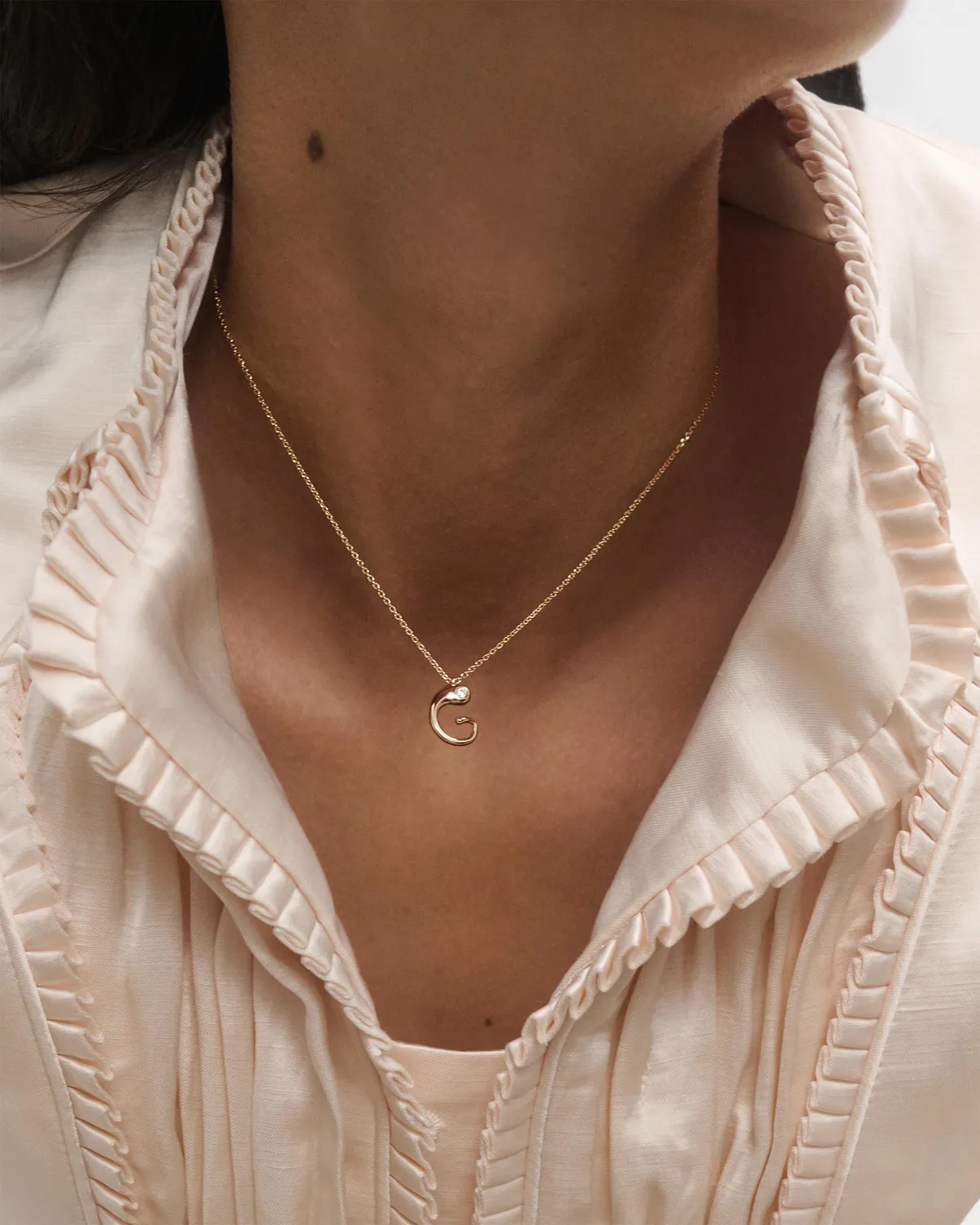 PDPAOLA Initiale G collier pendentif or 12 mm 40-50 cm