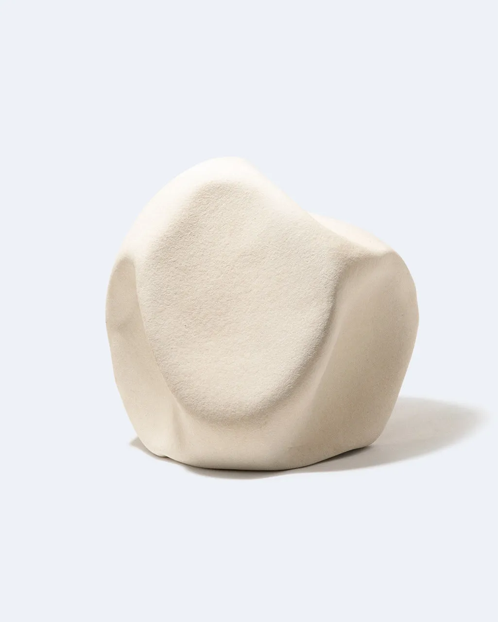 Completedworks Goliath grand vase céramique beige texturé
