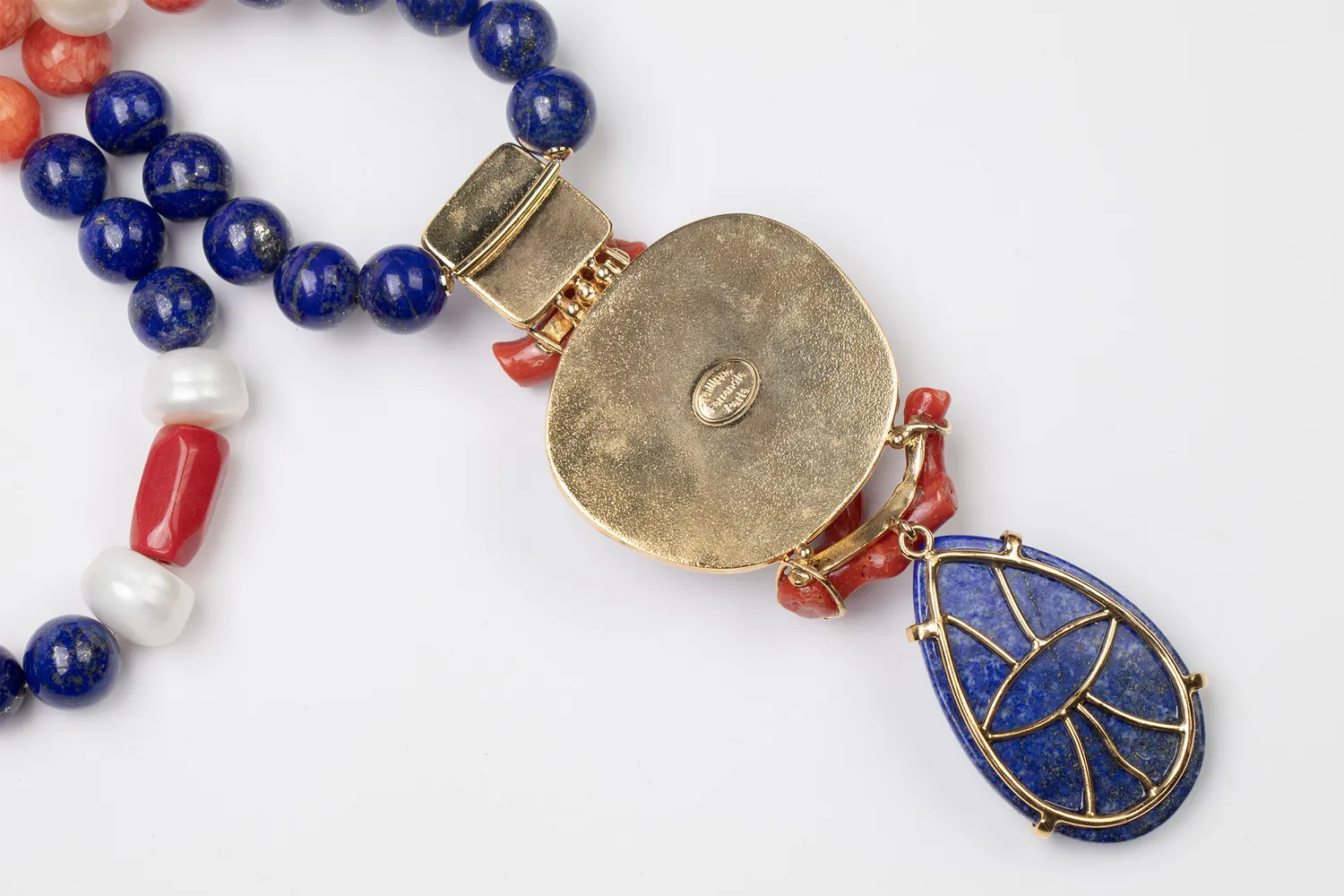 Philippe Ferrandis Pièces Uniques collier porcelaine lapis corail