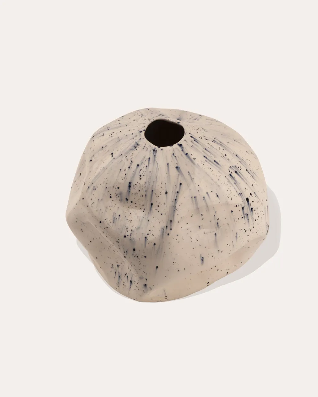 Completedworks Silence of the Sea grand vase blanc