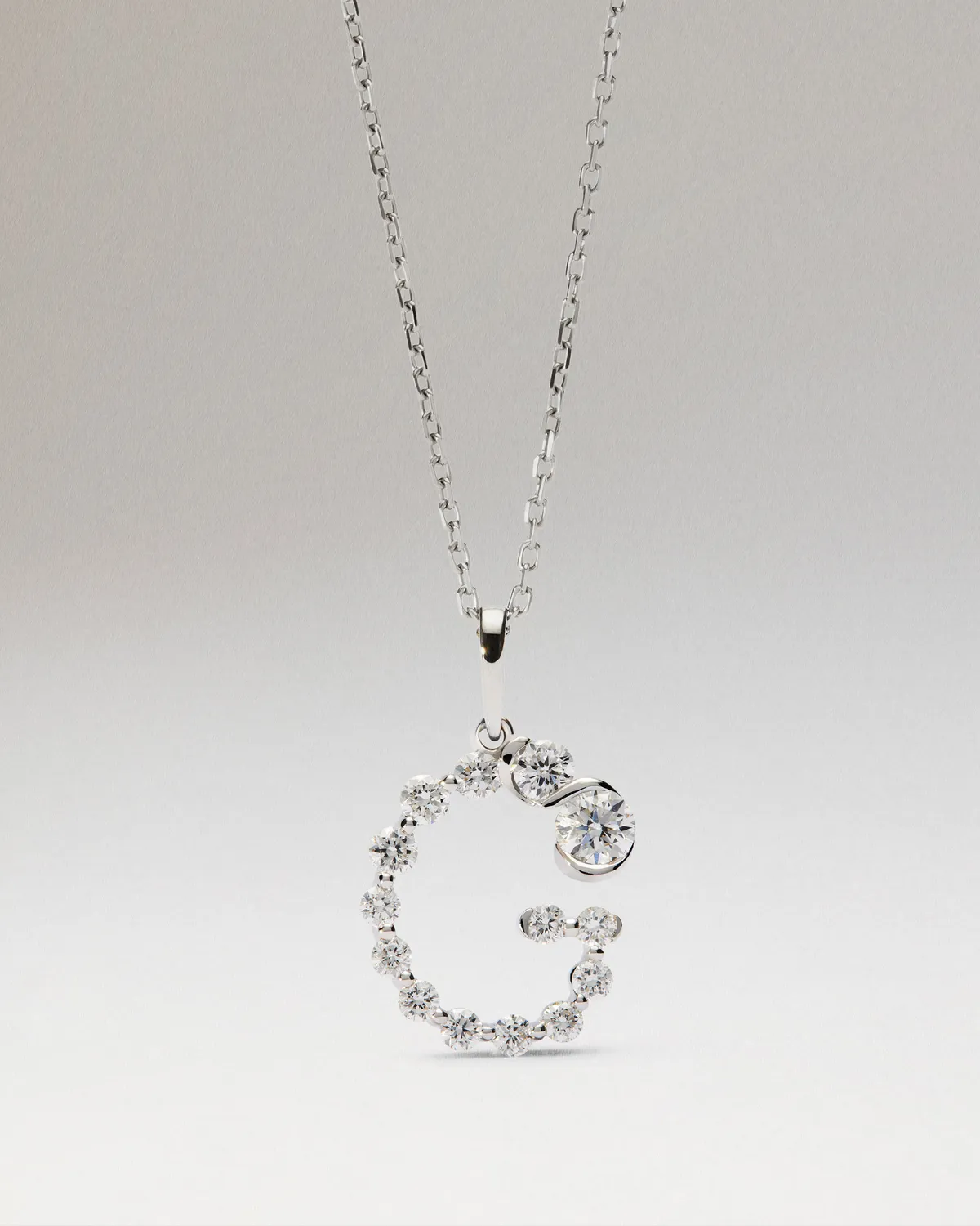 PDPAOLA Initiale G pendentif diamants or blanc