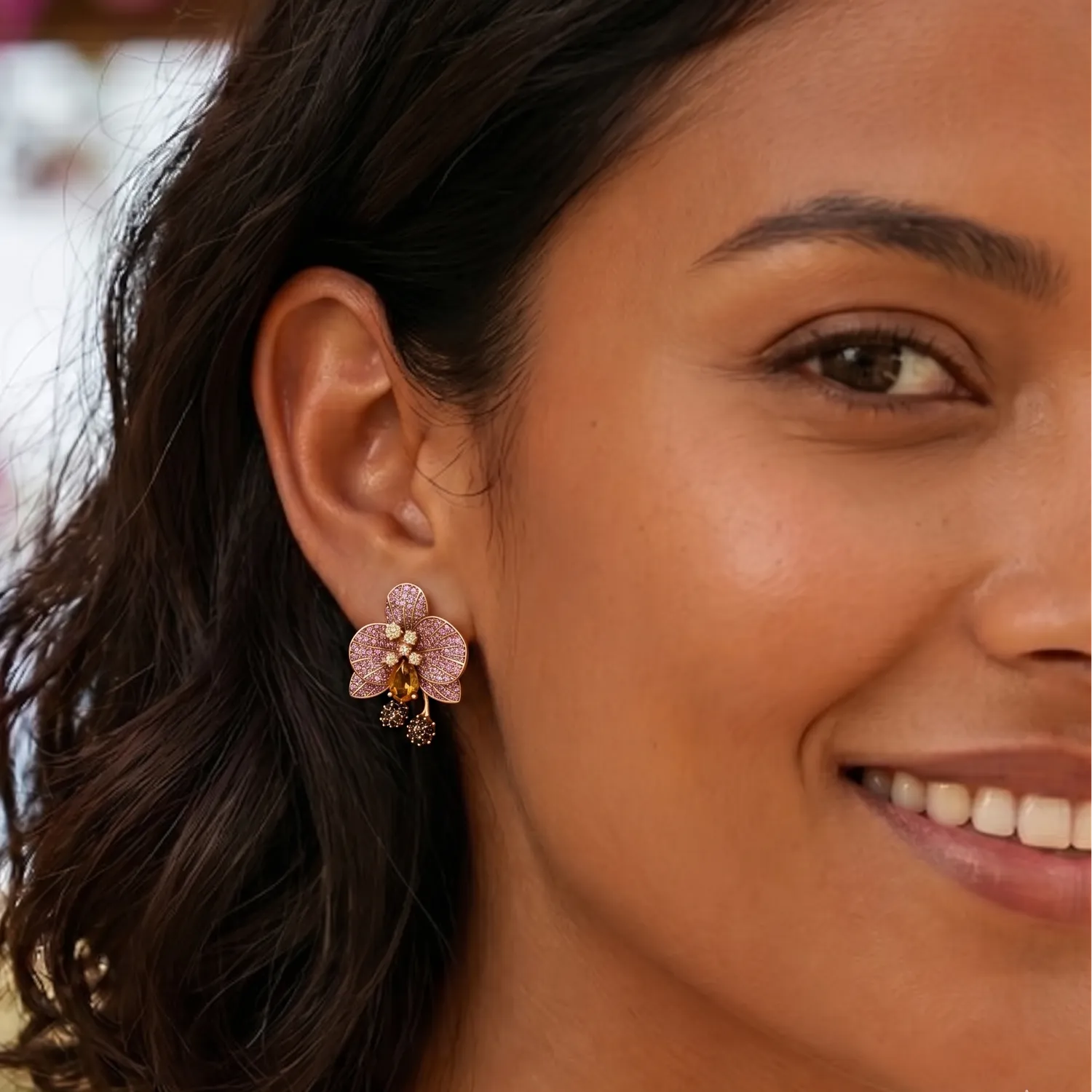 Nao de Paris Orchidée Nude boucles d’oreilles fleurs strass