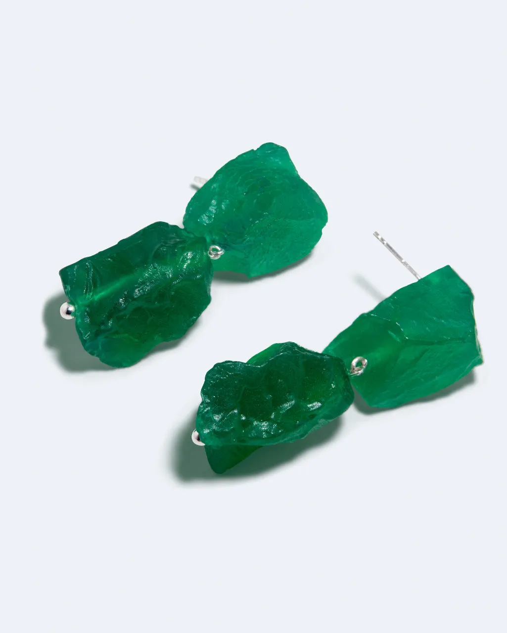 Completedworks The Iceberg's Other Half boucles résine argent