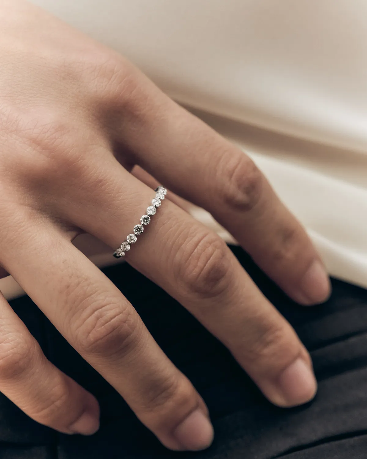 PDPAOLA Astra bague éternité or blanc diamants