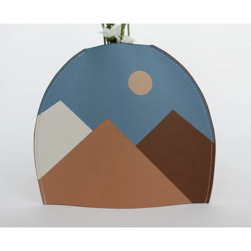 Drelin vase en cuir artisanal déco soirée