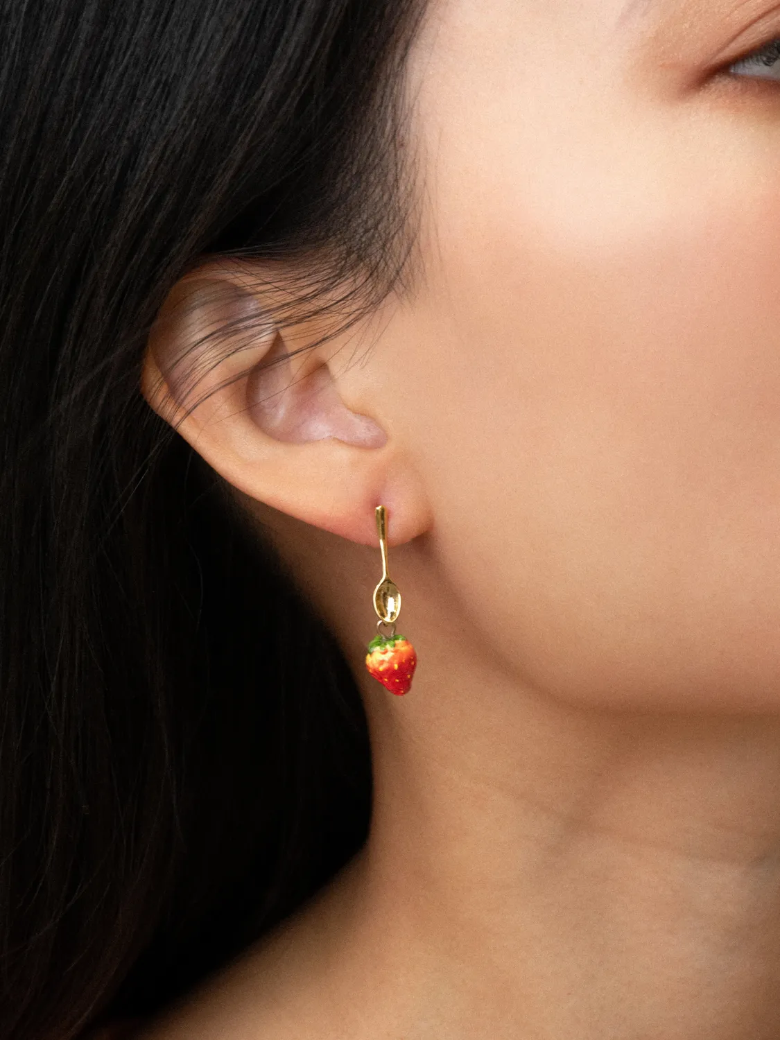 Nach Bijoux Belles du sud boucles pendantes fraise porcelaine