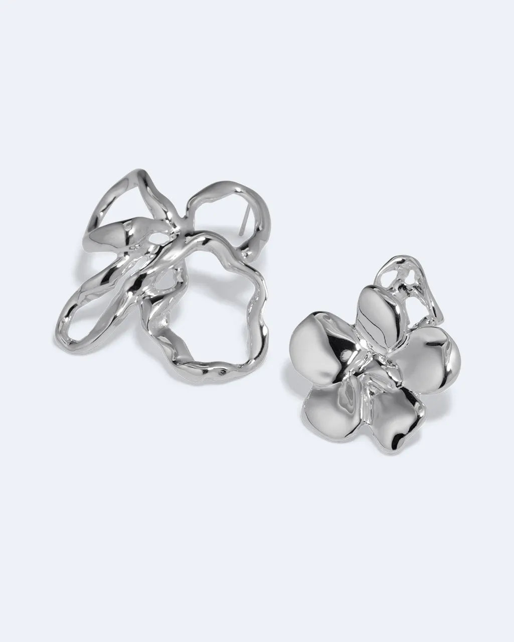 Completedworks Past Present boucles argent recyclé dépareillées