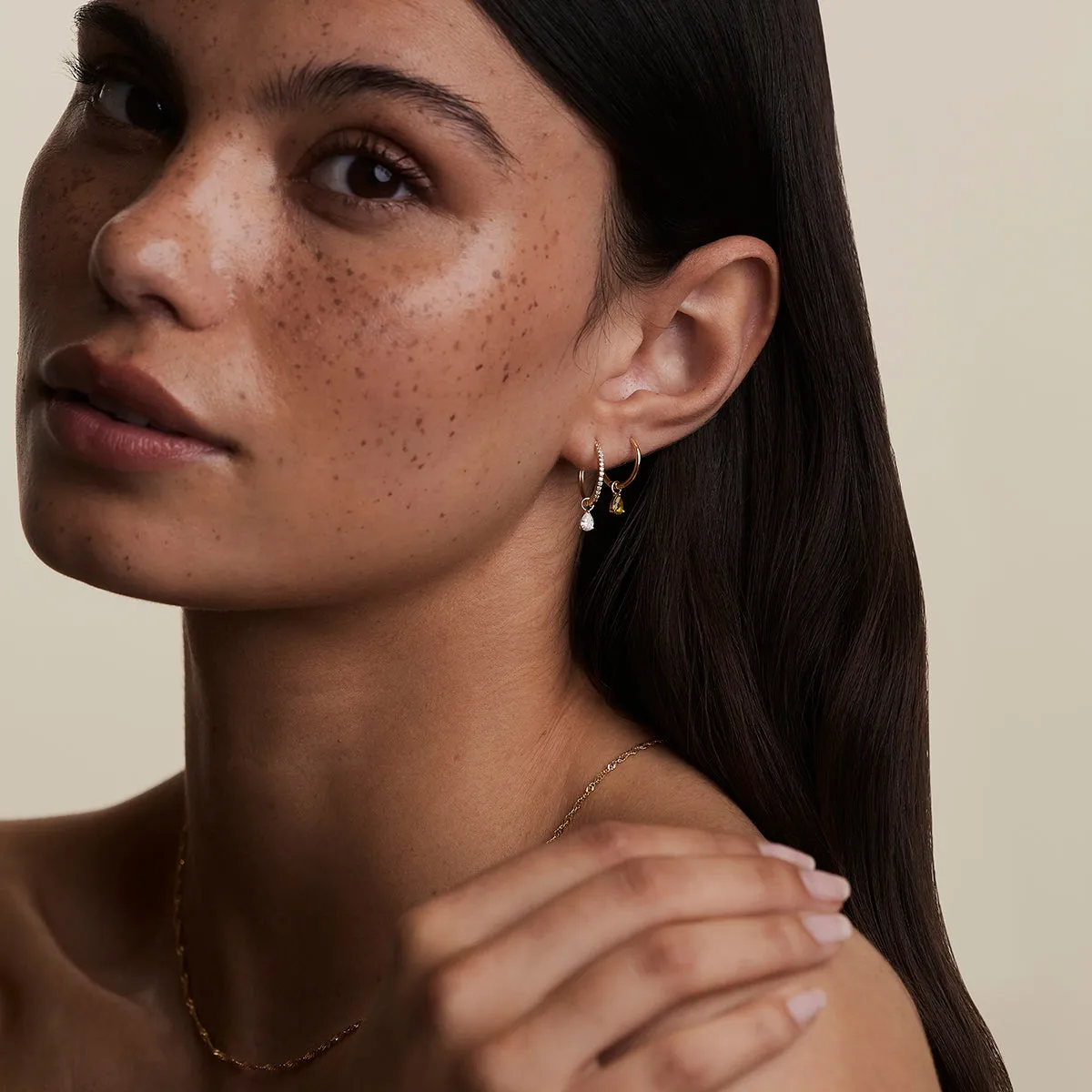 Astrid & Miyu April Diamond breloque diamant or massif