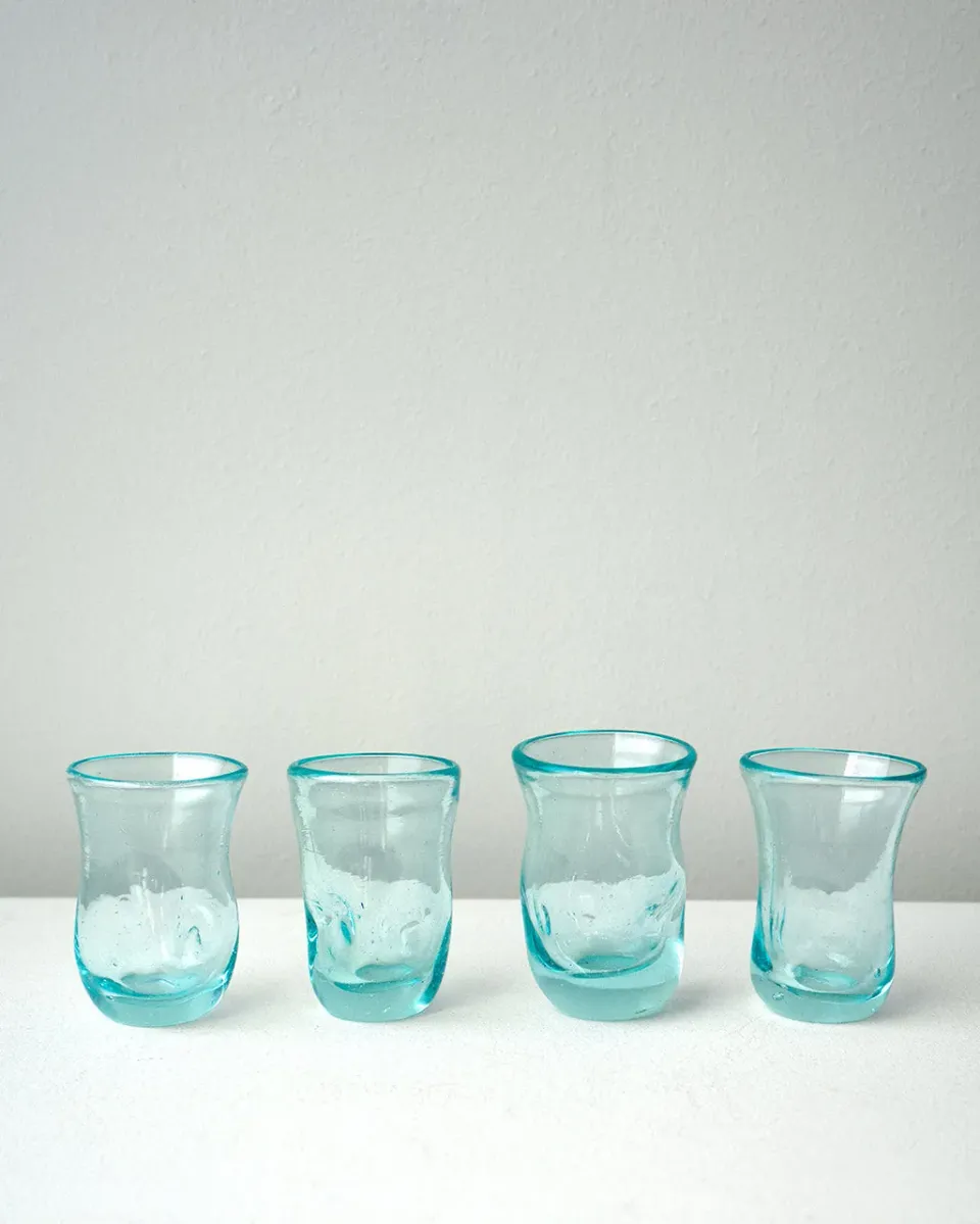 Completedworks Thaw Notsobig lot 4 petits verres bleu