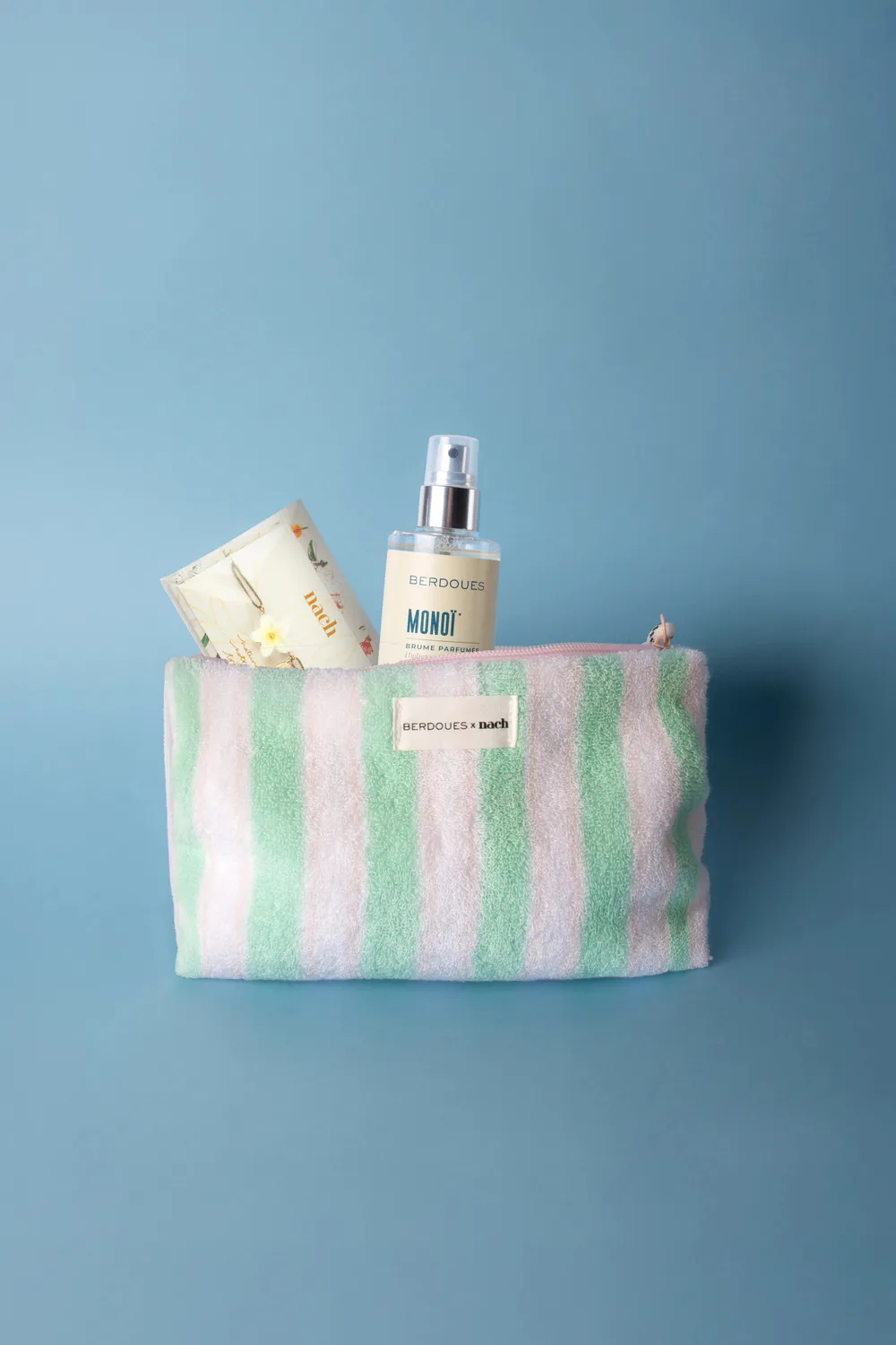 Nach Bijoux x Berdoues fleur de monoï coffret pochette éponge