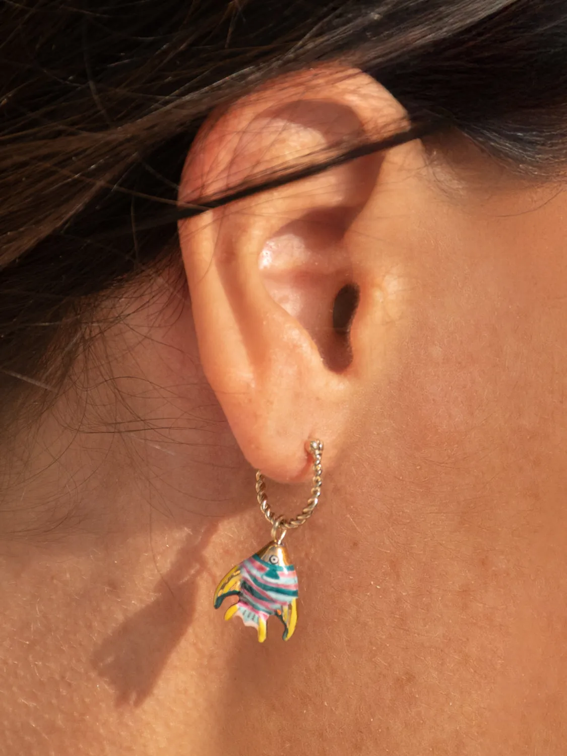 Nach Bijoux mini créole poisson arc-en-ciel à l'unité