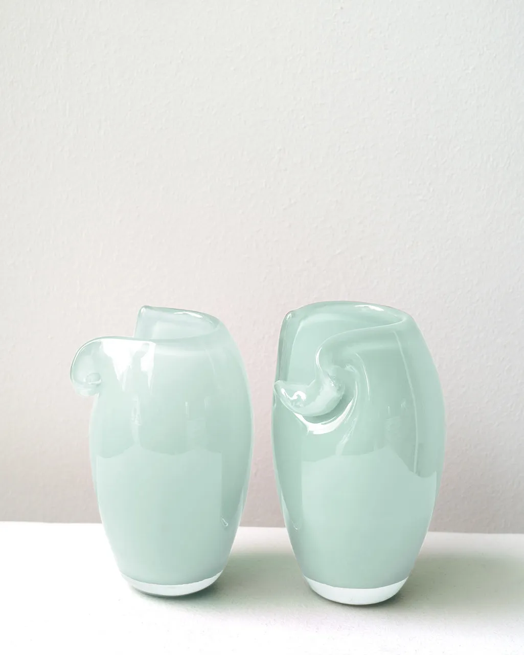 Completedworks B159 mini vase verre recyclé vert menthe
