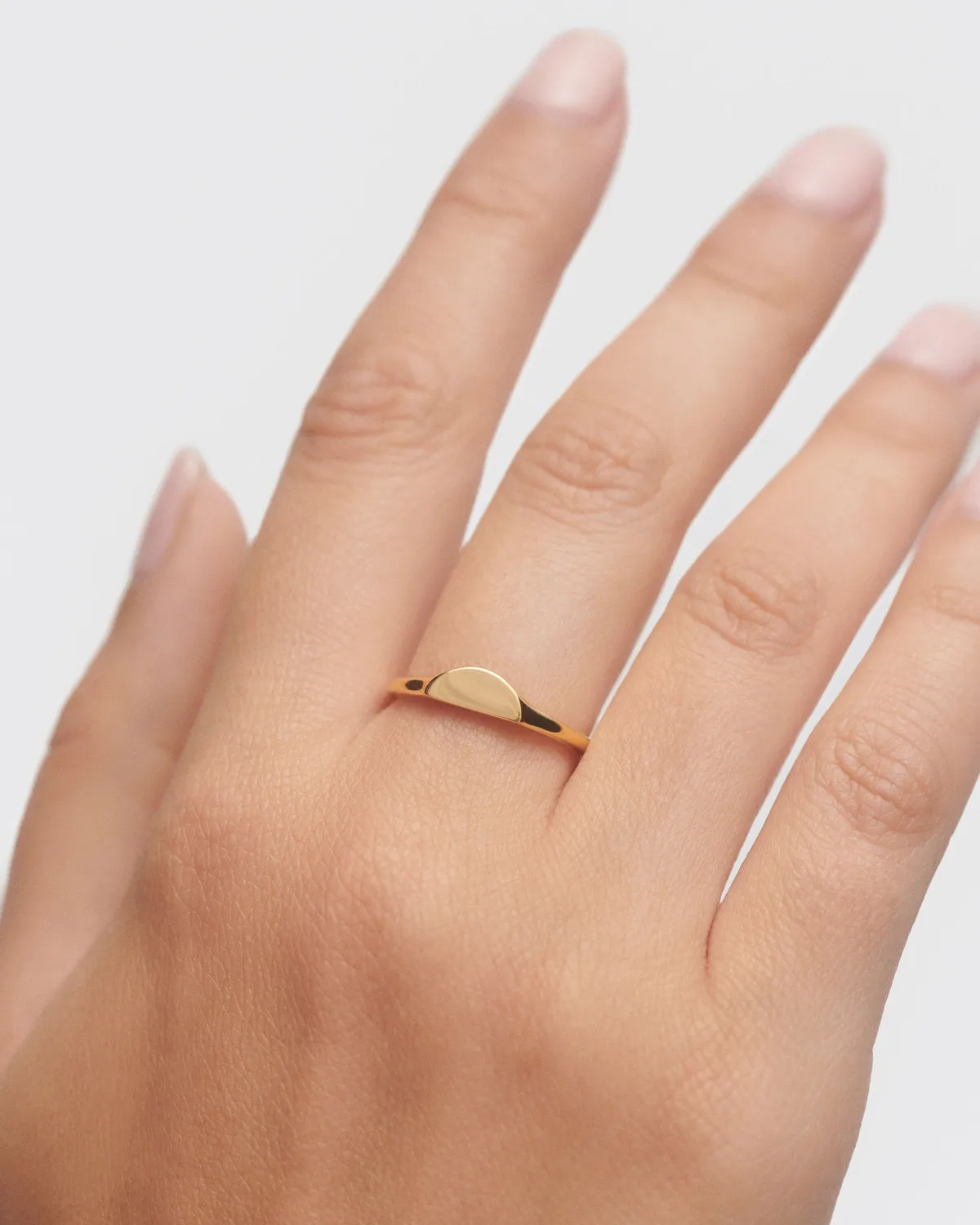 PDPAOLA Half Circle Mini bague chevalière or sans pierre