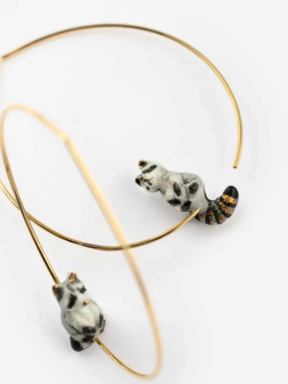 Nach Bijoux raton laveur moyennes créoles boucles porcelaine