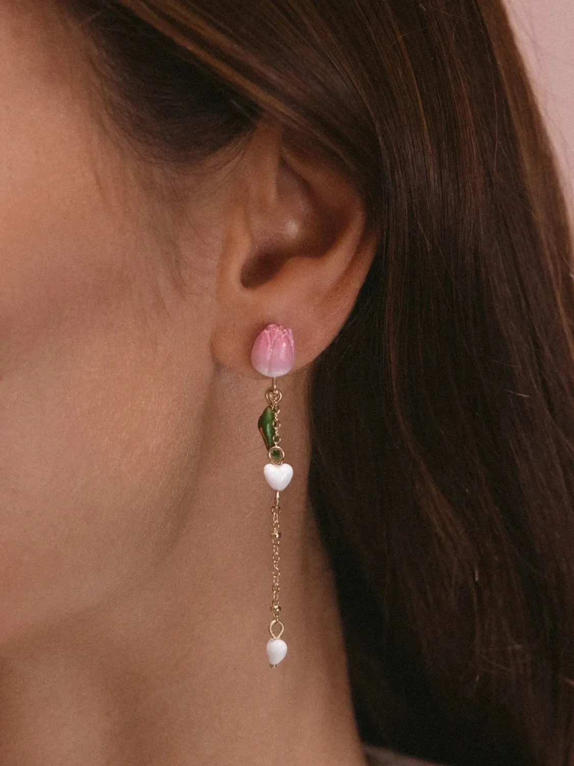 Nach Bijoux Tulipe boucles d'oreilles pendantes perles rivière