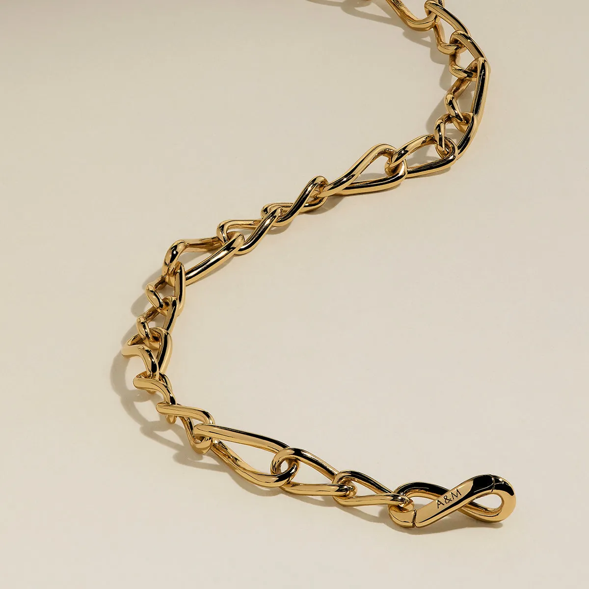 Astrid & Miyu Infinite Slim Chain bracelet or 16,5 cm
