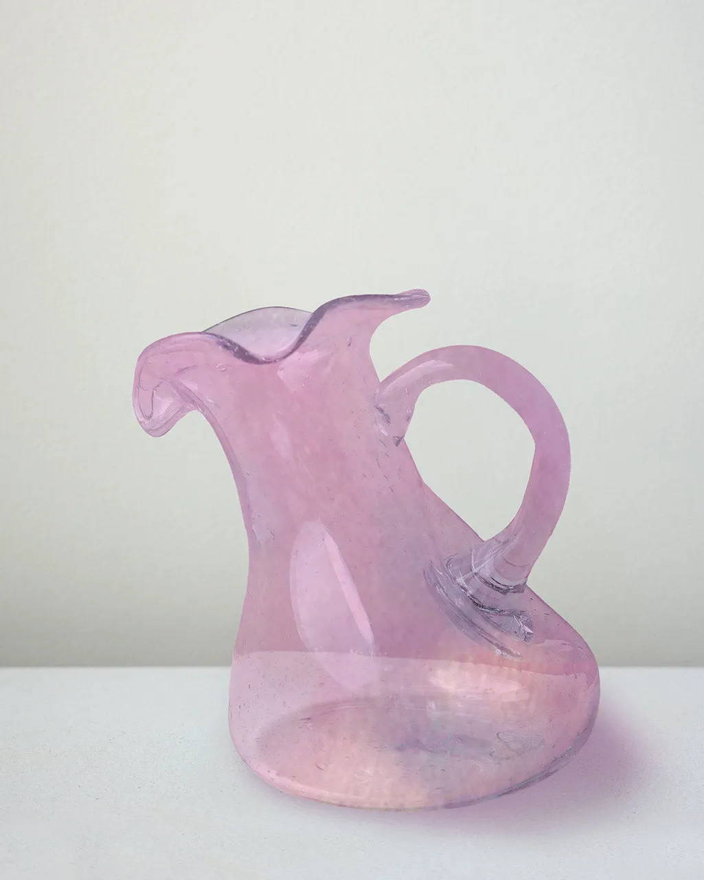 Completedworks Thaw Notsobig petit pichet verre rose