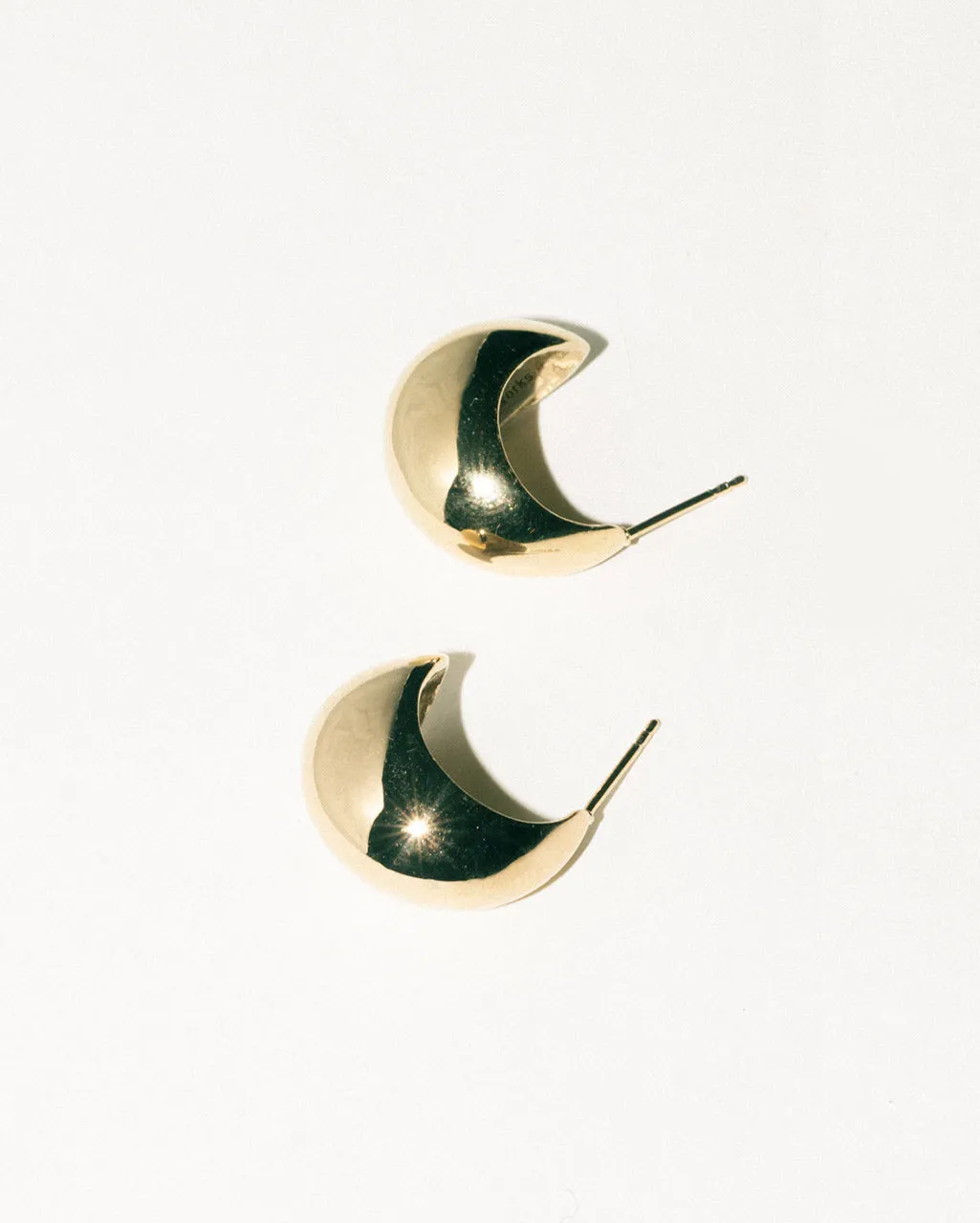 Completedworks Curve boucles d'oreilles créoles vermeil recyclé
