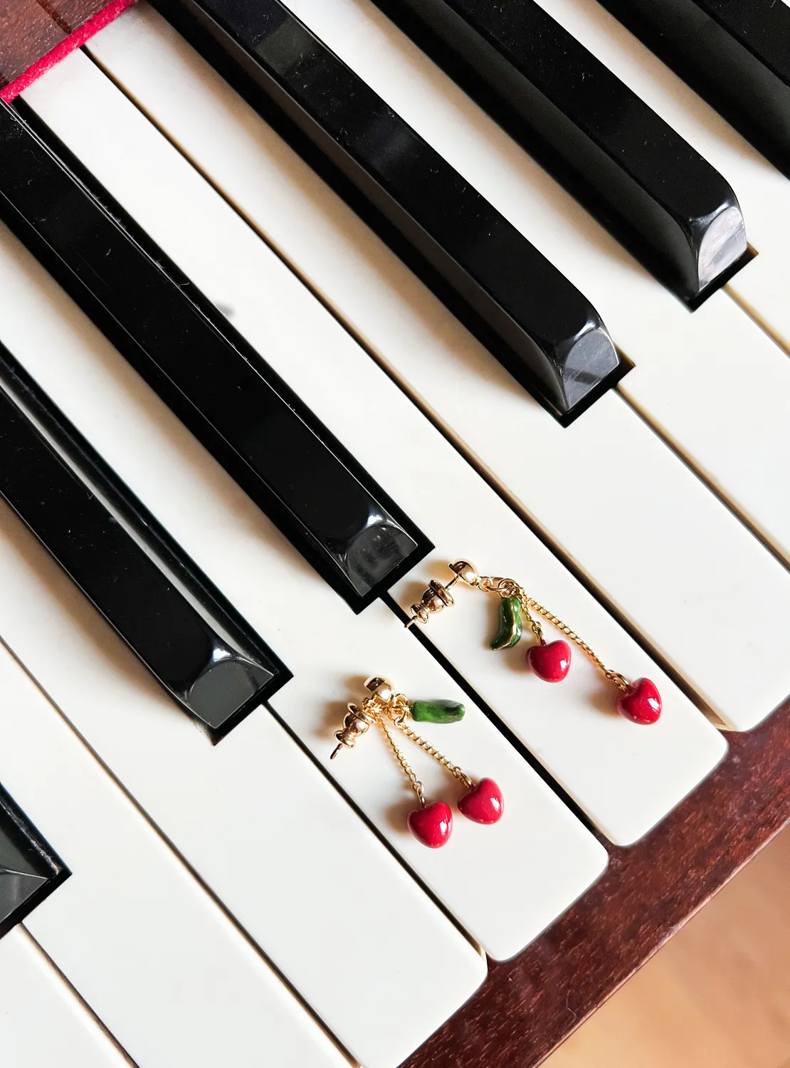 Nach Bijoux Chérie Cherry cerises boucles d'oreilles porcelaine