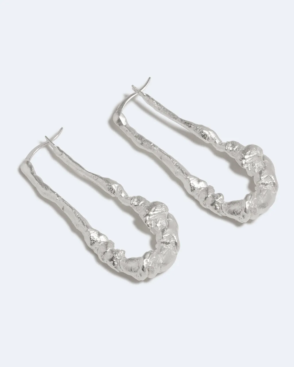 Completedworks Dripstone boucles oreilles argent mi-longues