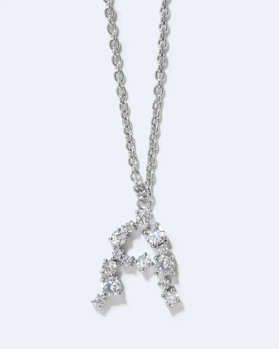Completedworks Glitchy A collier lettre rhodié zirconia