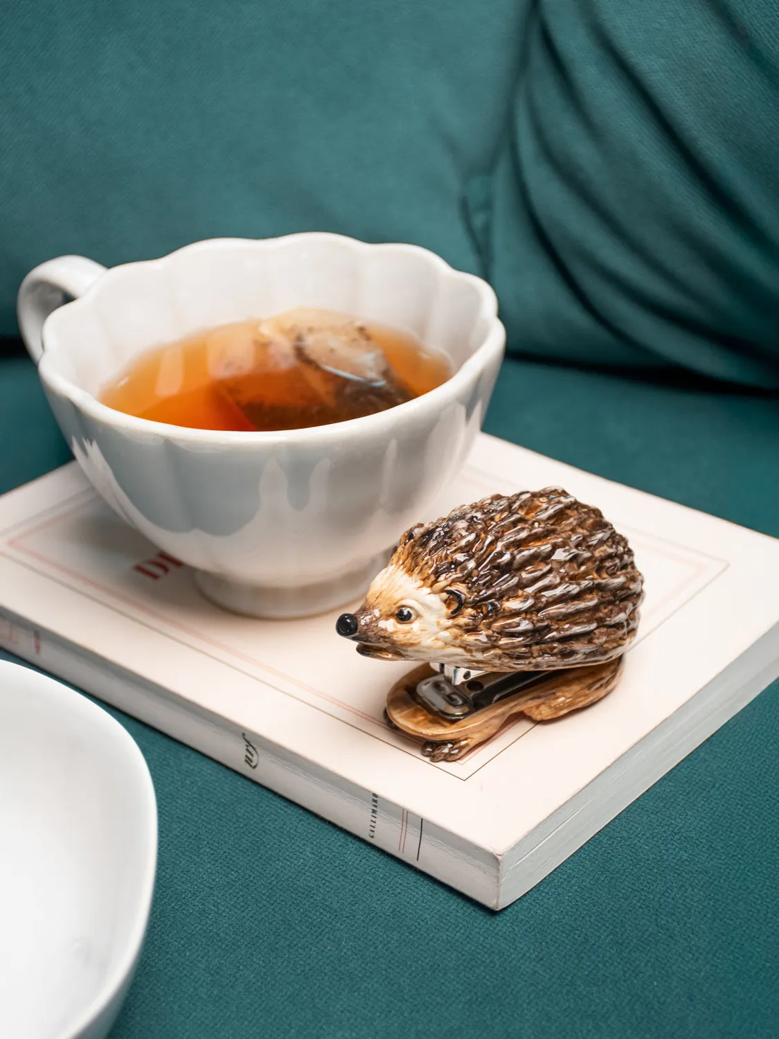Nach Bijoux agrafeuse hérisson porcelaine artisanale