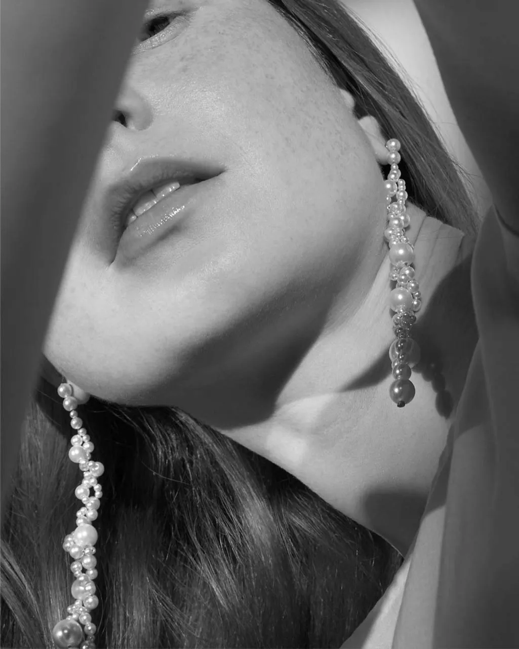 Completedworks Running for the Hills boucles d'oreilles perle vermeil