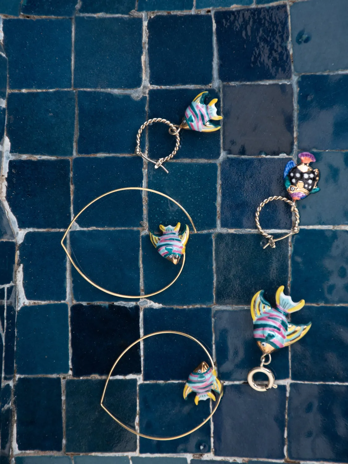 Nach Bijoux mini créole poisson arc-en-ciel à l'unité
