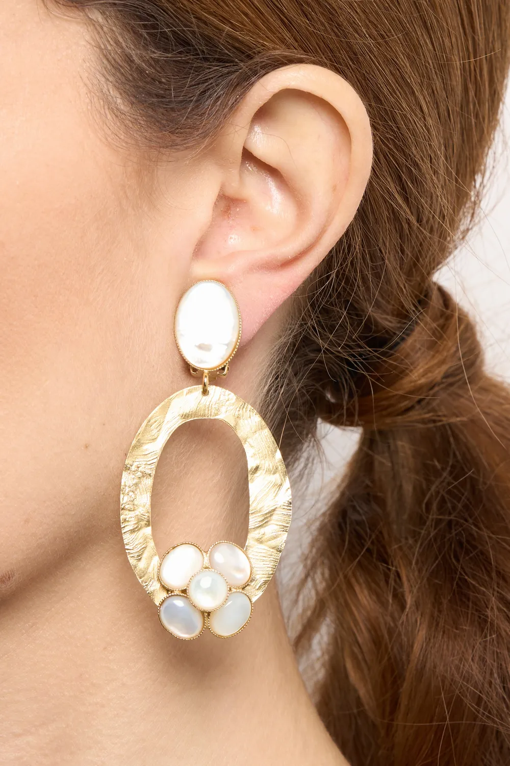 Philippe Ferrandis Camelia Byzance boucles clips nacre