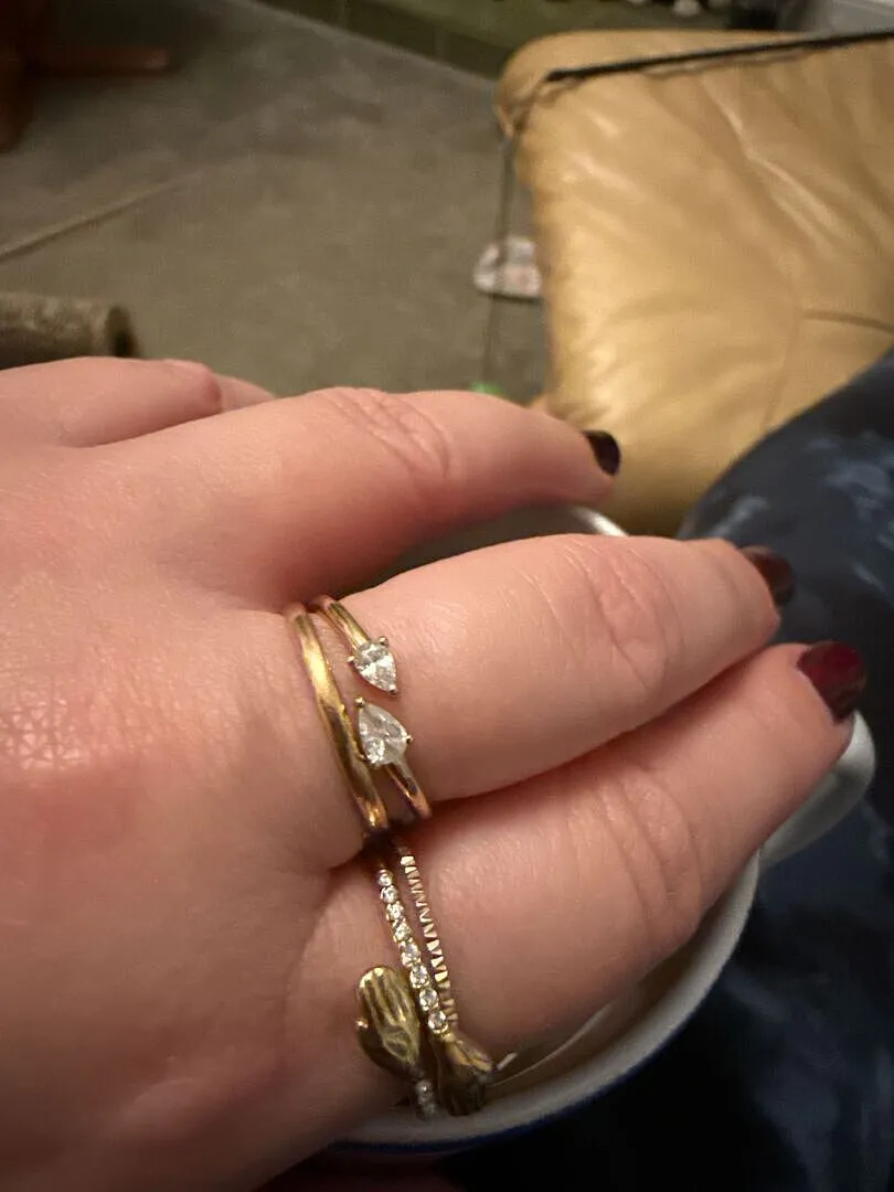 Astrid & Miyu Crystal Pear bague ouverte dorée poire