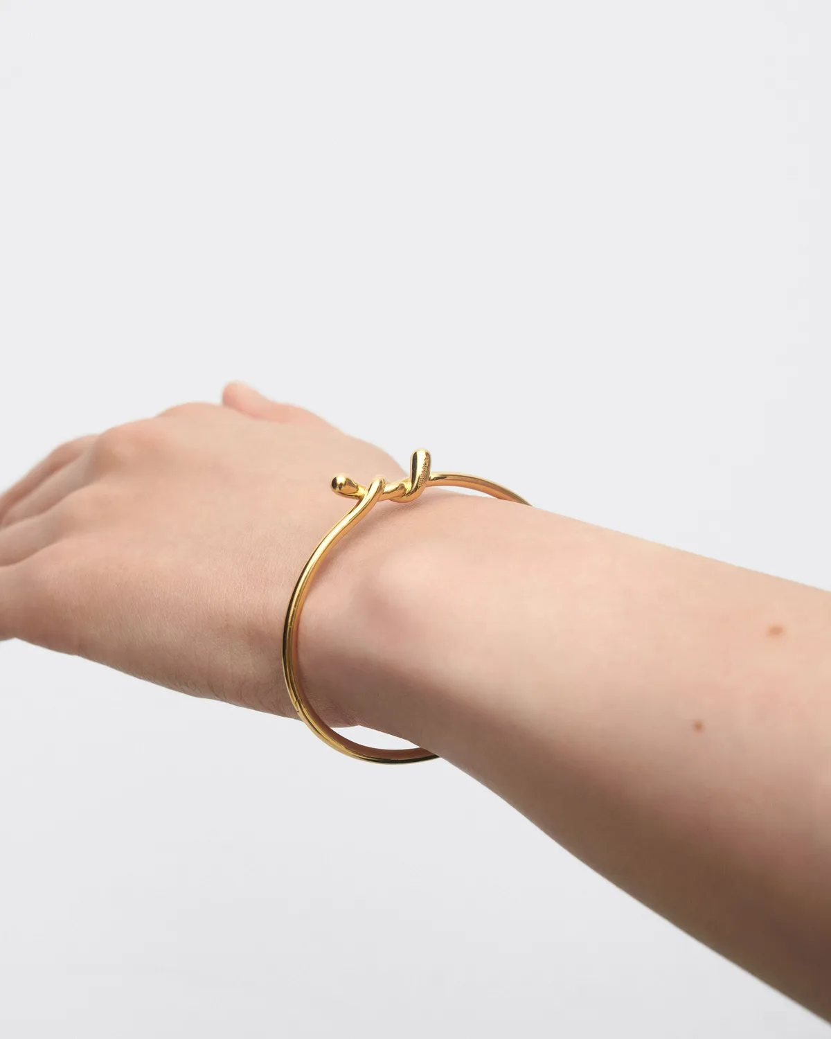 PDPAOLA Twist bracelet jonc plaqué or 2,7 mm