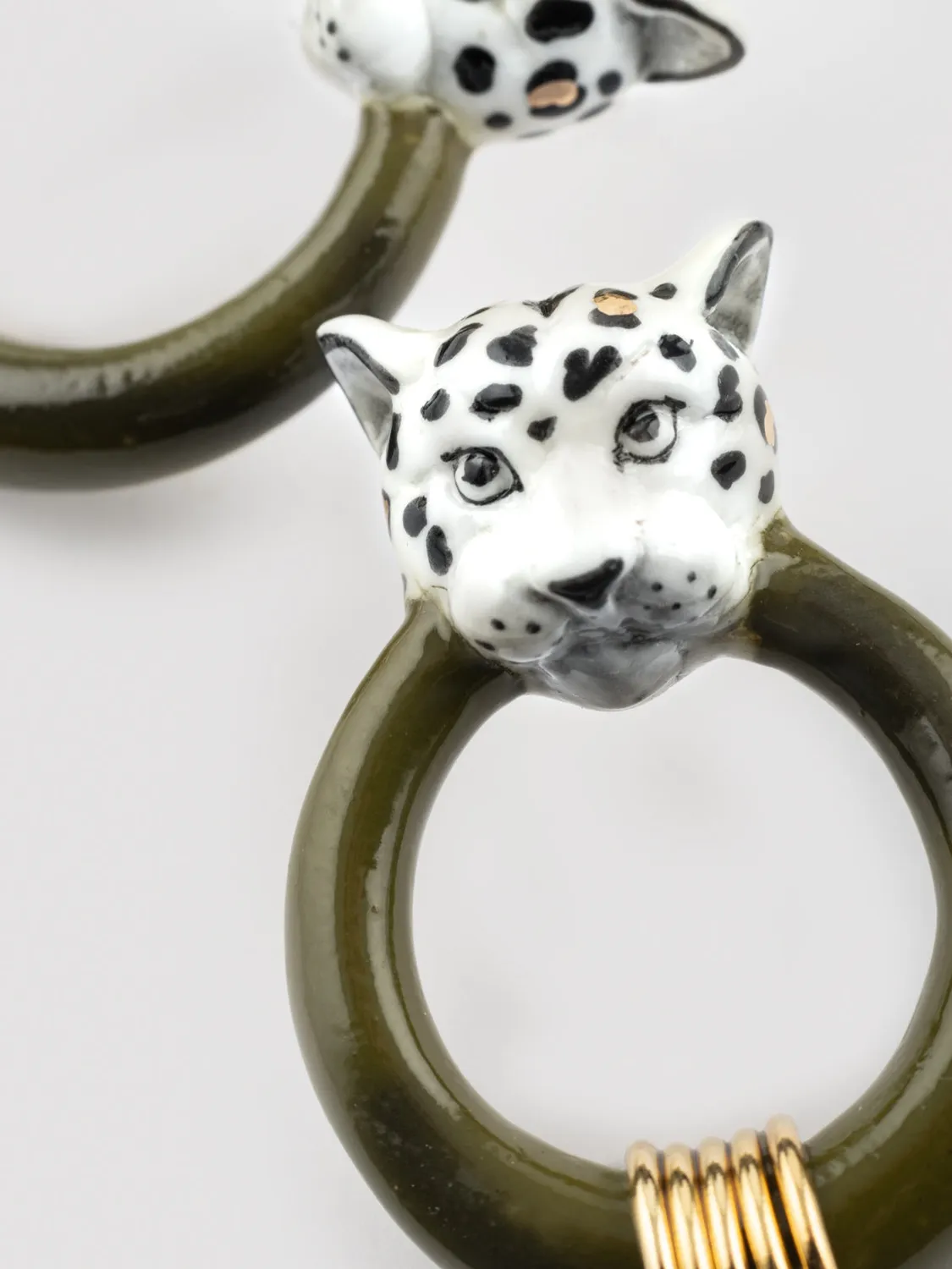 Nach Bijoux Léopard boucles d'oreilles blanc et doré