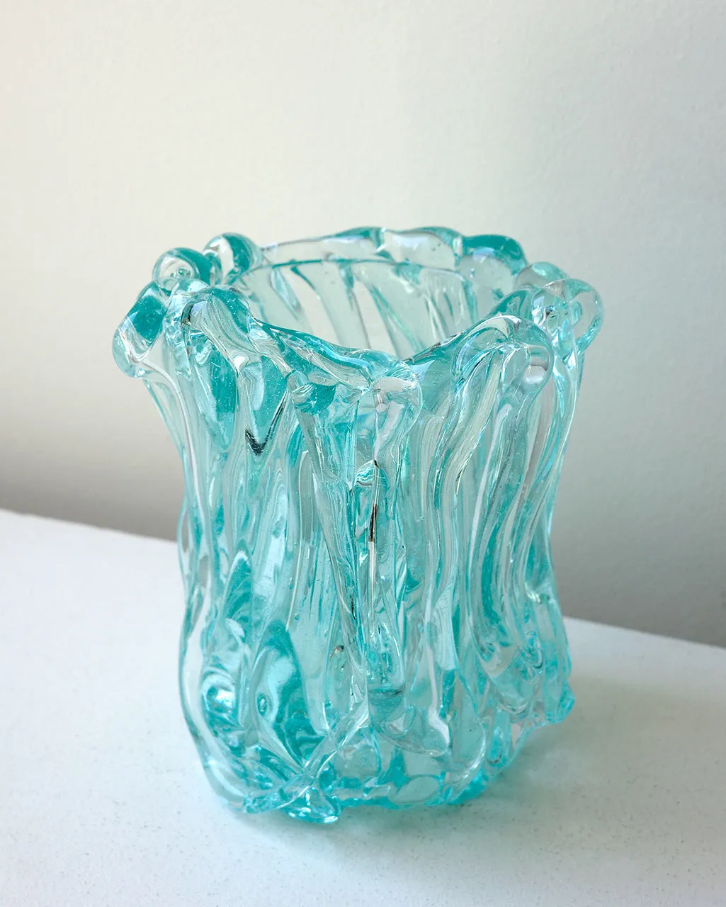 Completedworks Wintering vase verre recyclé bleu médium