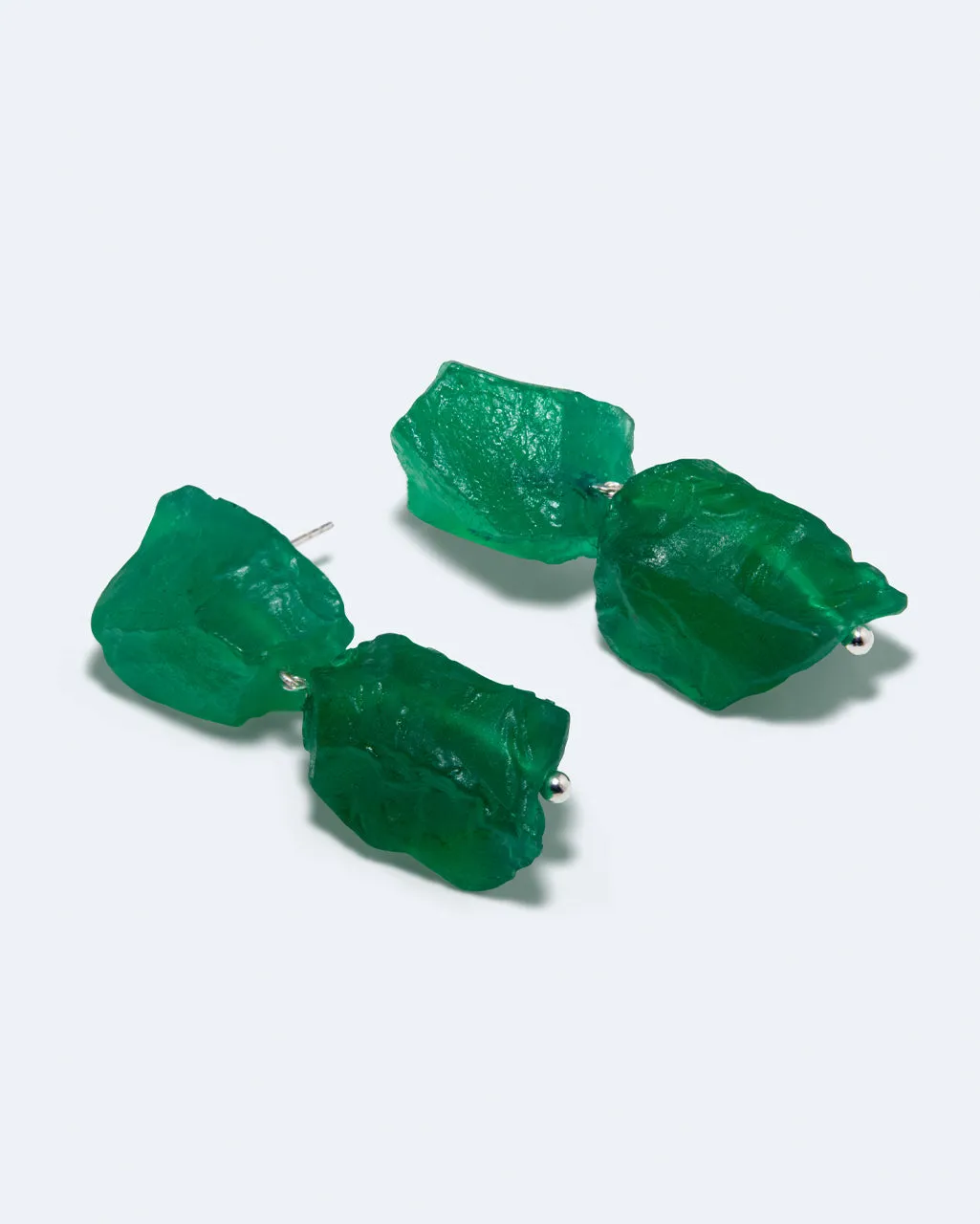 Completedworks The Iceberg's Other Half boucles résine argent