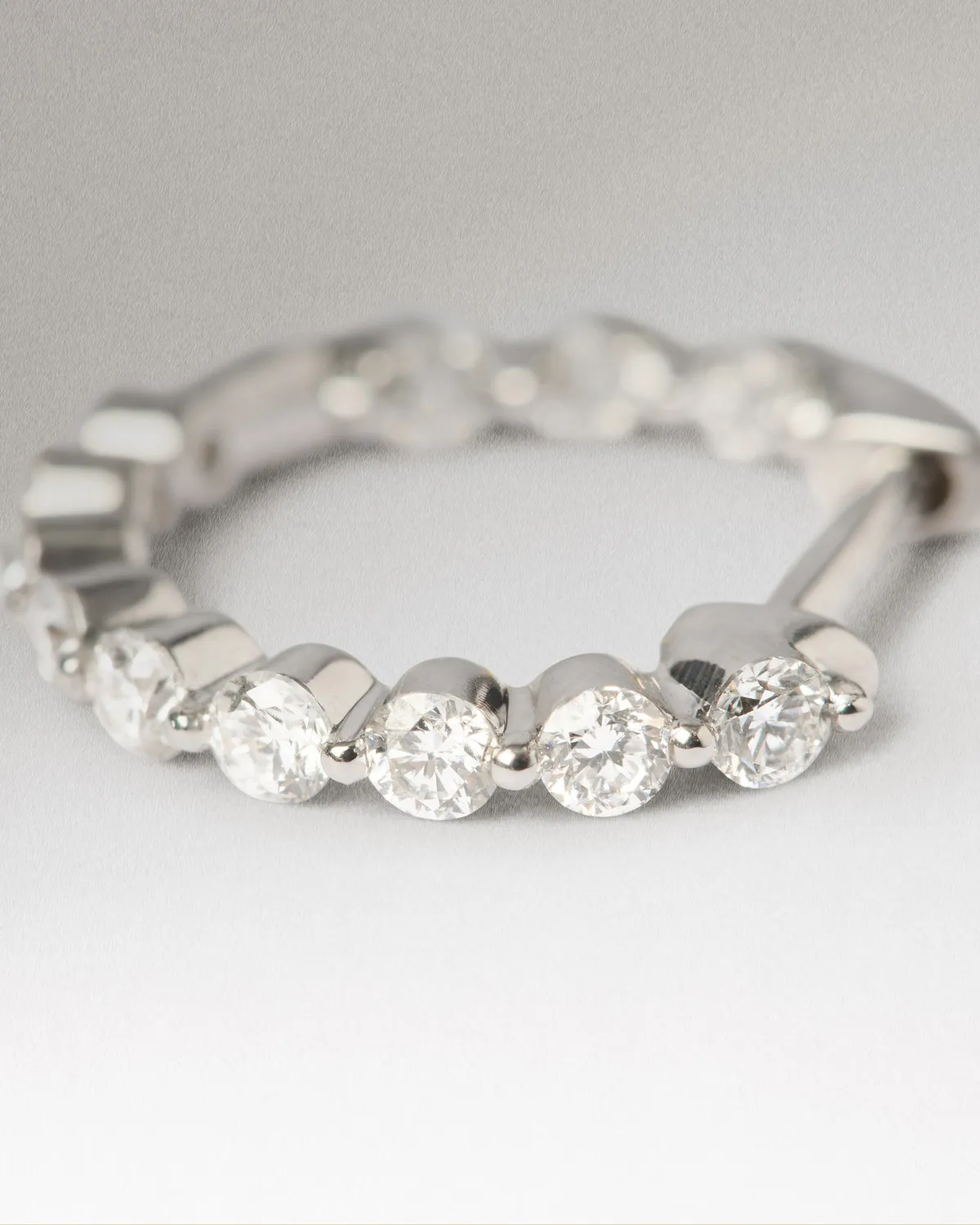PDPAOLA Celine mono-boucle or blanc diamants