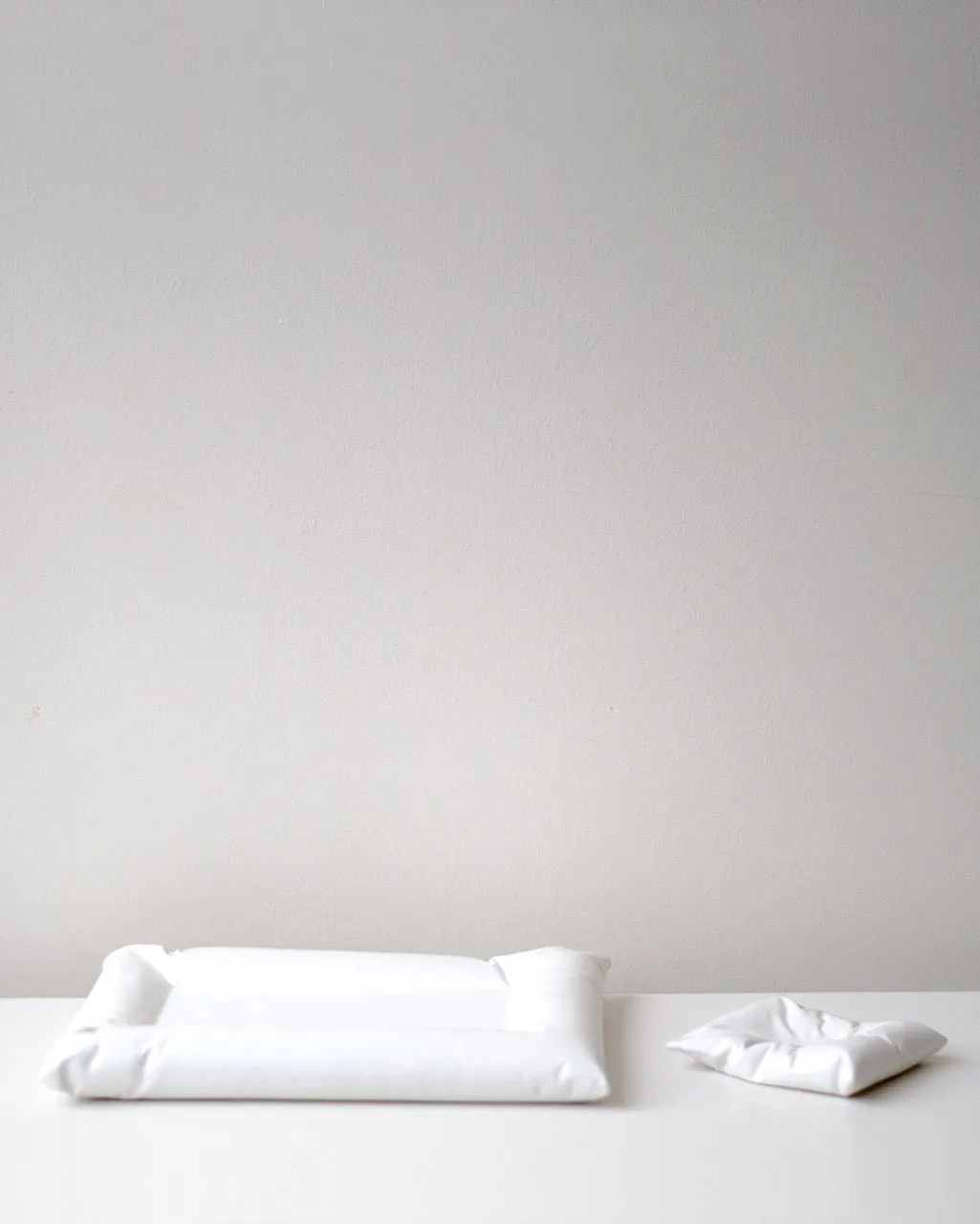 Completedworks Plush III plateau céramique blanc mat