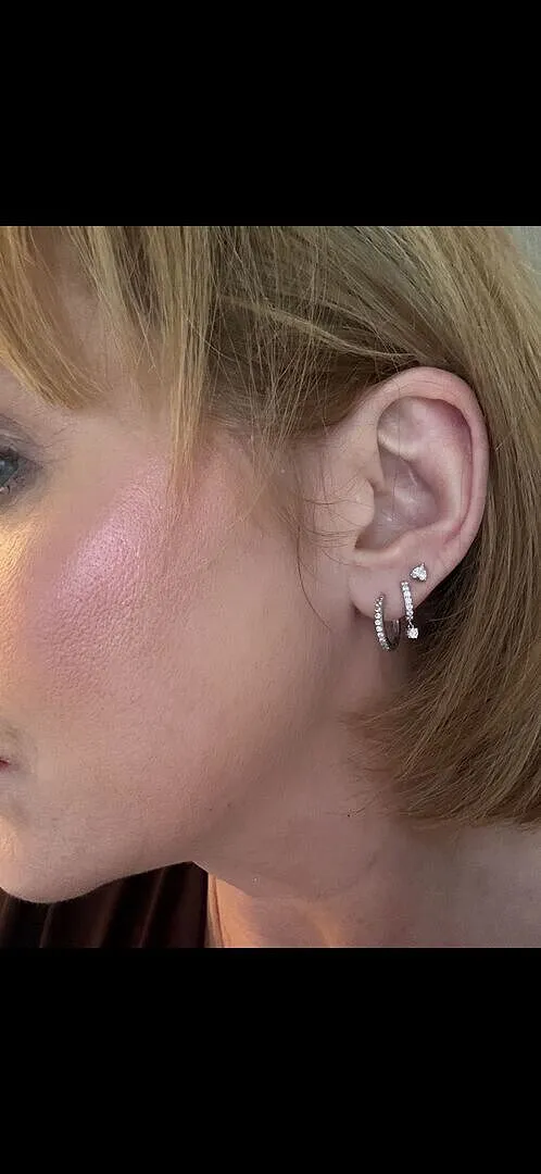 Astrid & Miyu Crystal Charm Huggies créoles argent cristal