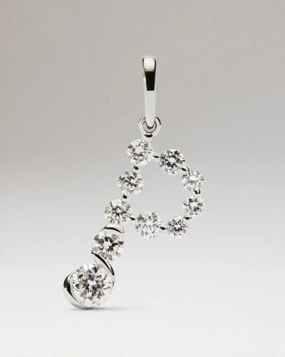 PDPAOLA Initials pendentif P or blanc 18 carats diamants