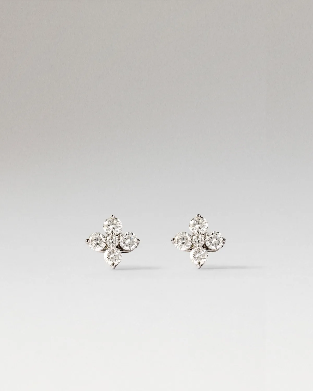 PDPAOLA Maggie mono boucle or blanc diamants 0,11 ct