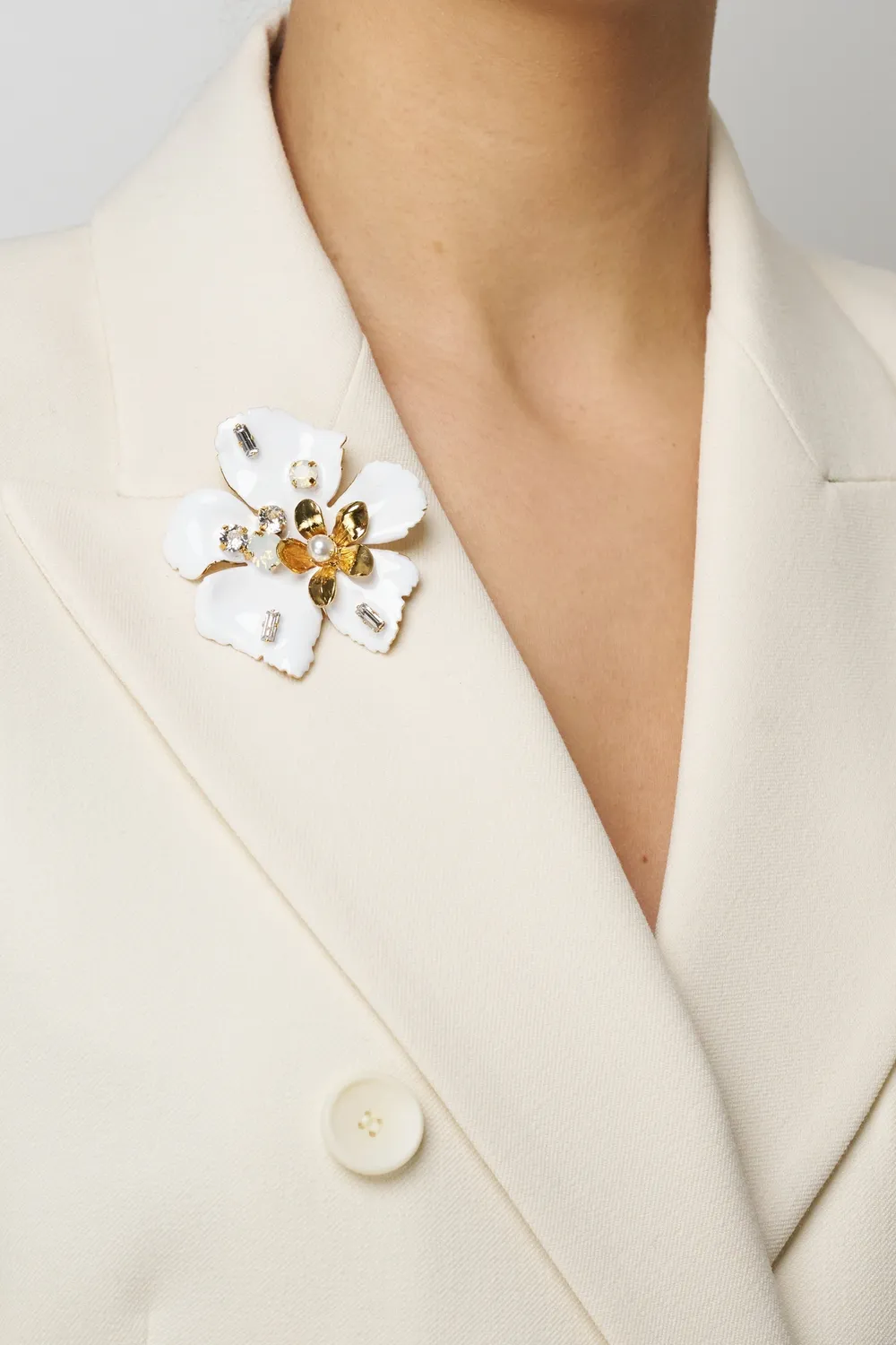 Philippe Ferrandis Ischia grande broche fleur émail blanc doré