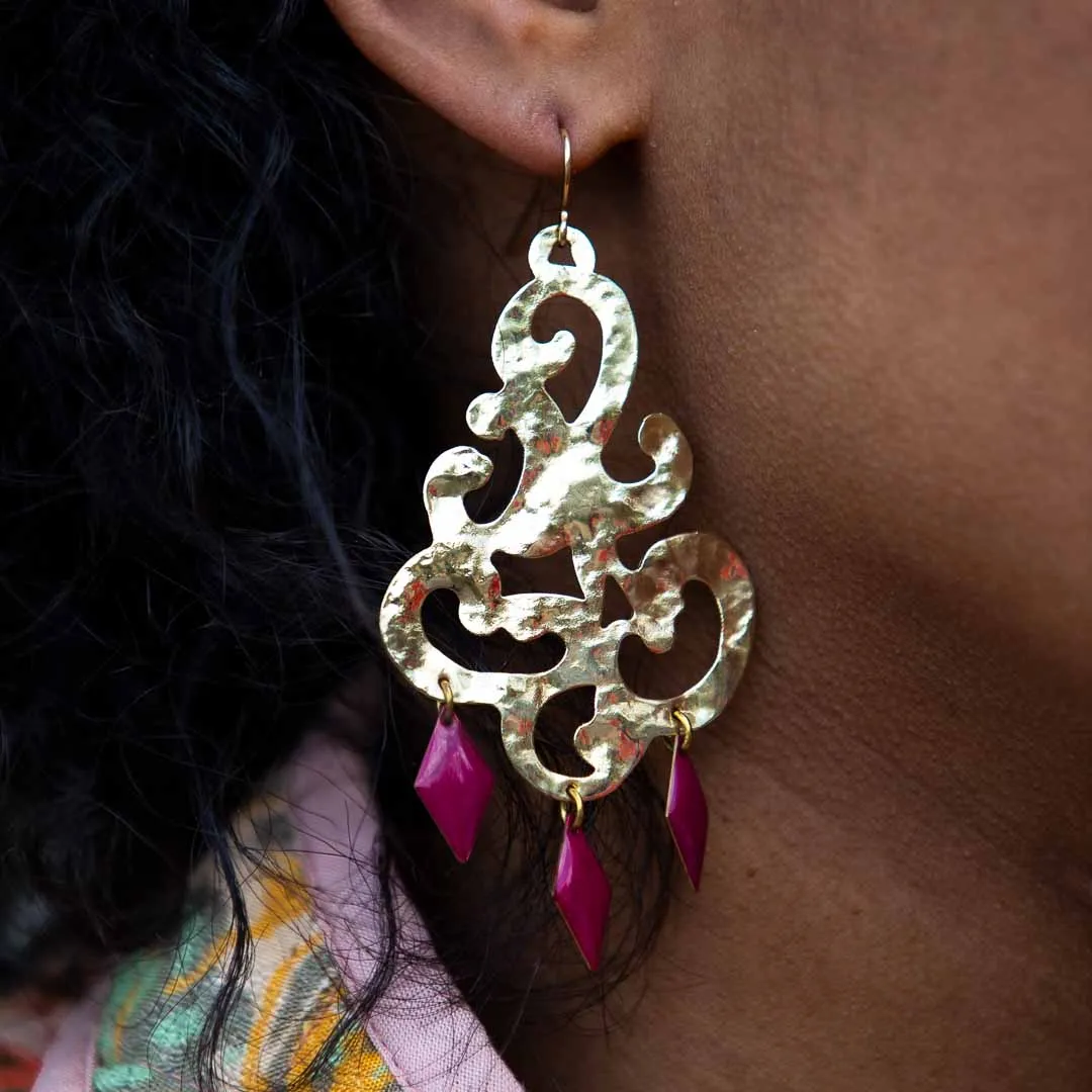 Nao de Paris Barock Grenat boucles pendantes doré 7 cm