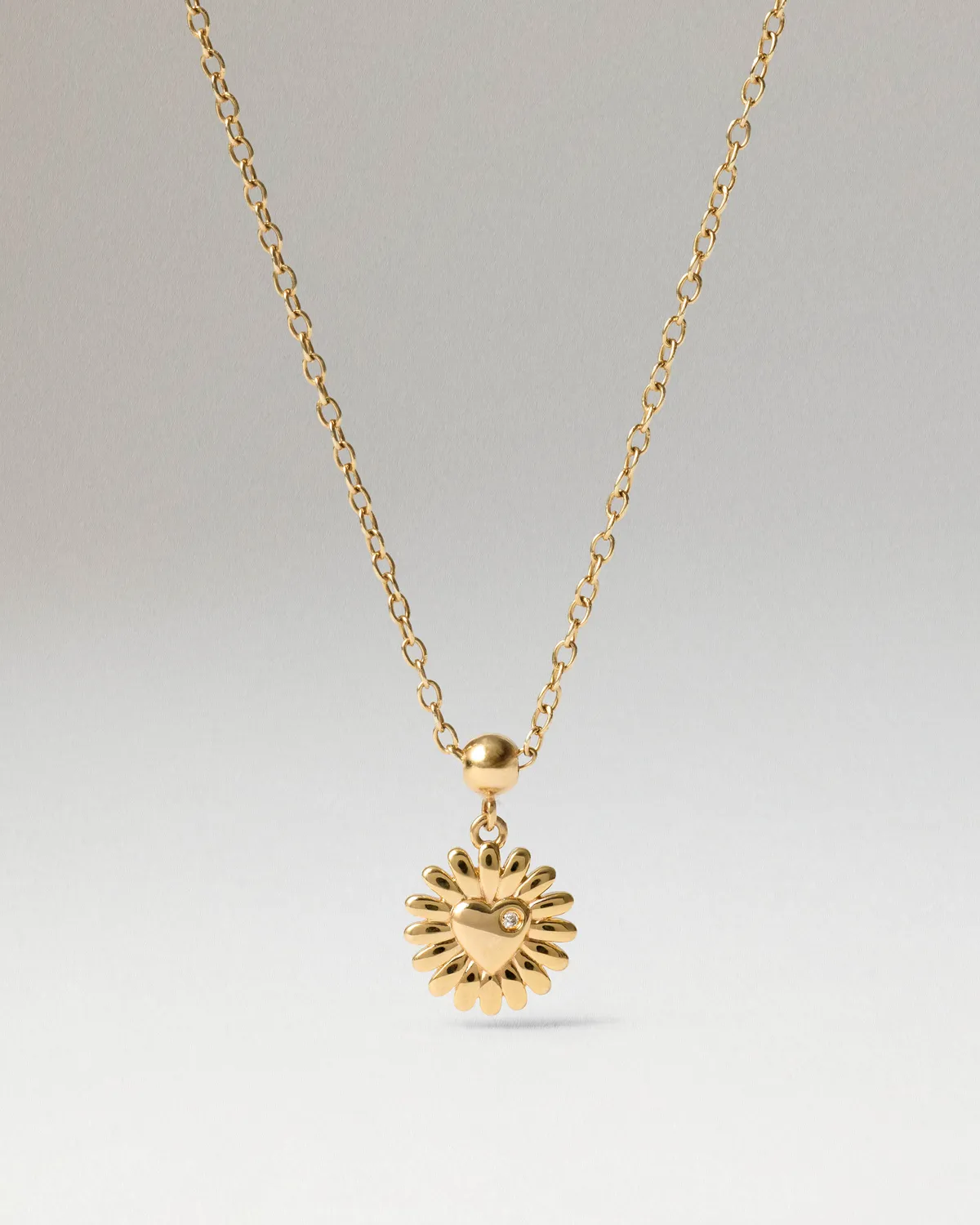 PDPAOLA Floral Heart charm doré zirconia 15 mm