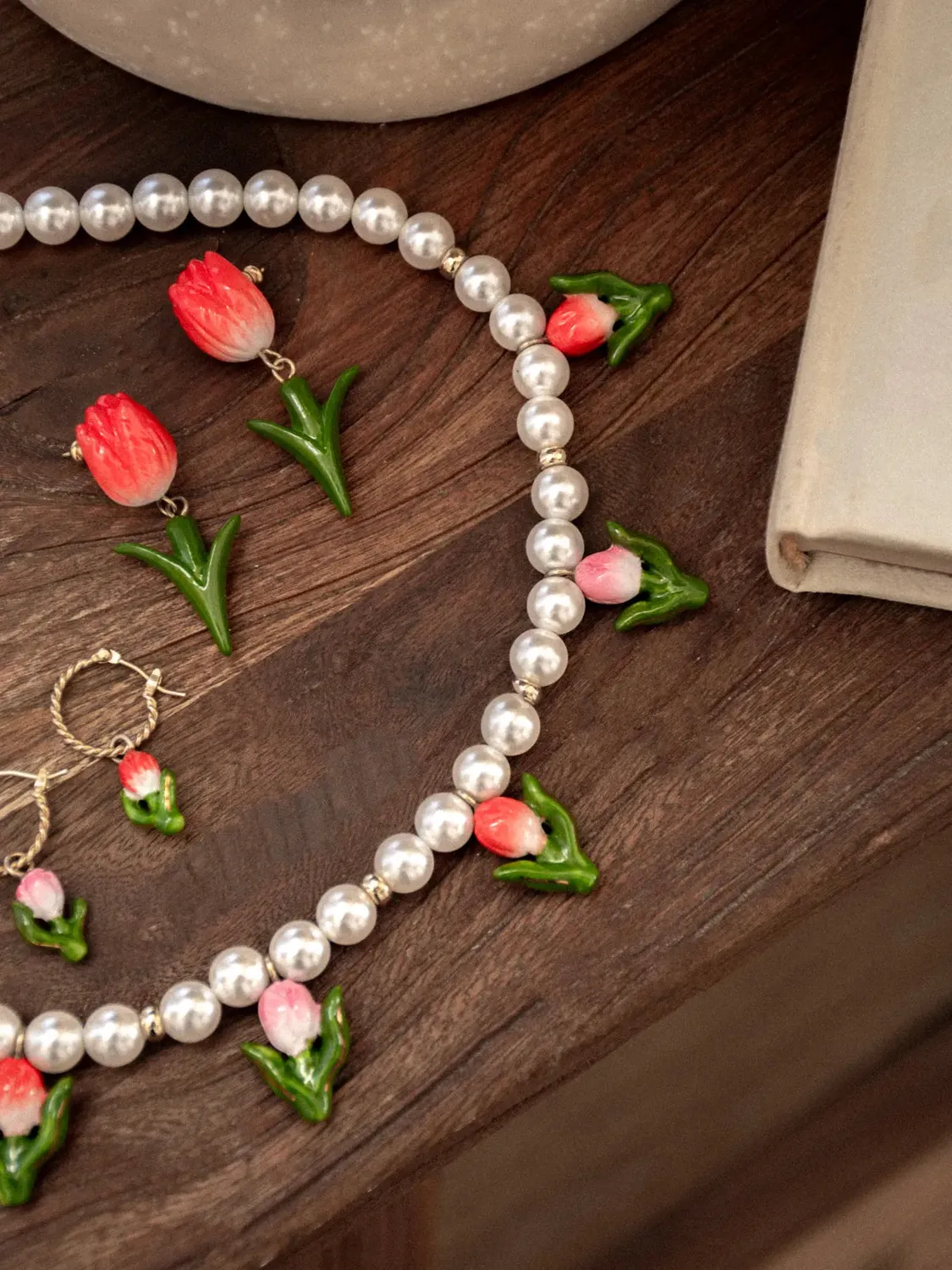 Nach Bijoux Tulipe boucles d'oreilles pendantes porcelaine peinte
