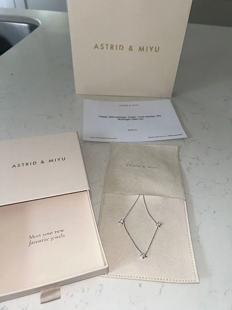 Astrid & Miyu Gift Bag pochon cadeau bijoux