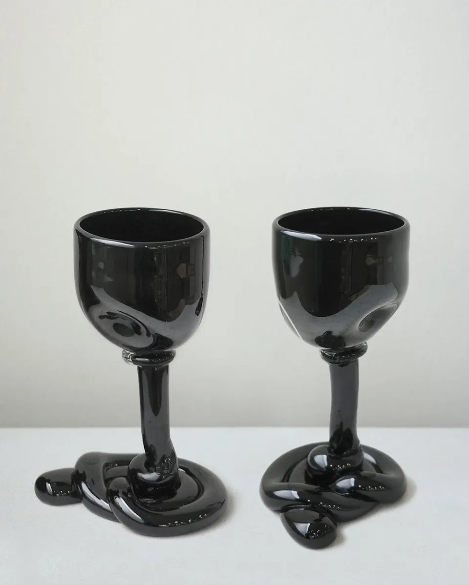 Completedworks Thaw lot 2 verres vin recyclés noirs