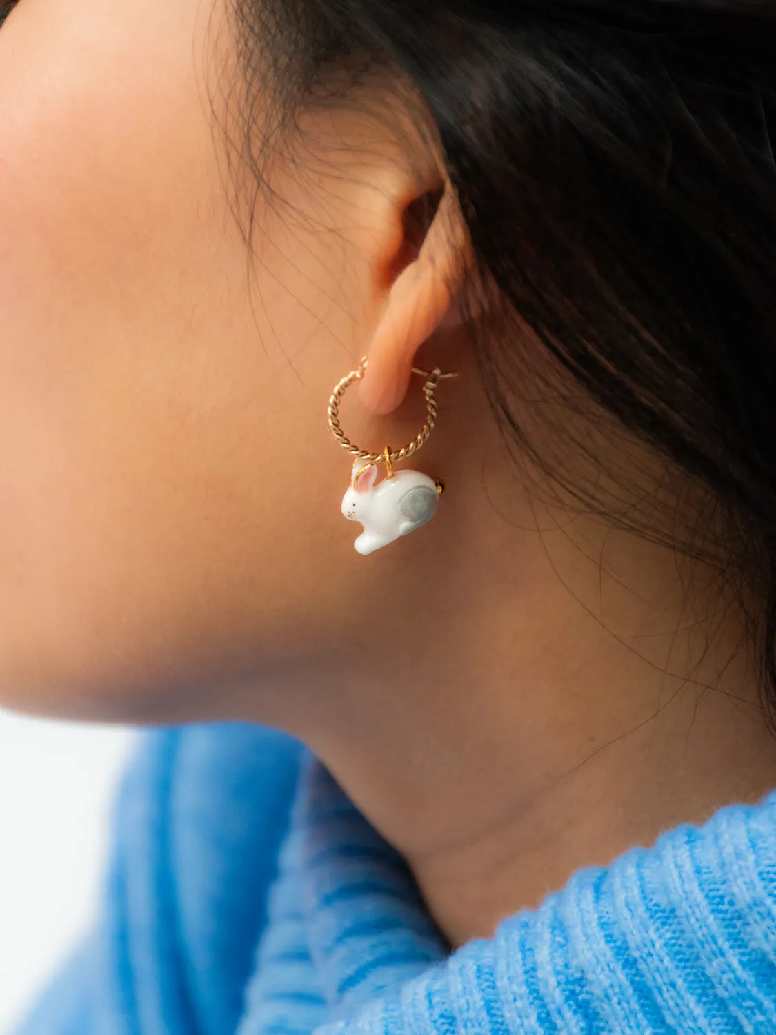 Nach Bijoux Arctique lièvre polaire mini créole boucle unité