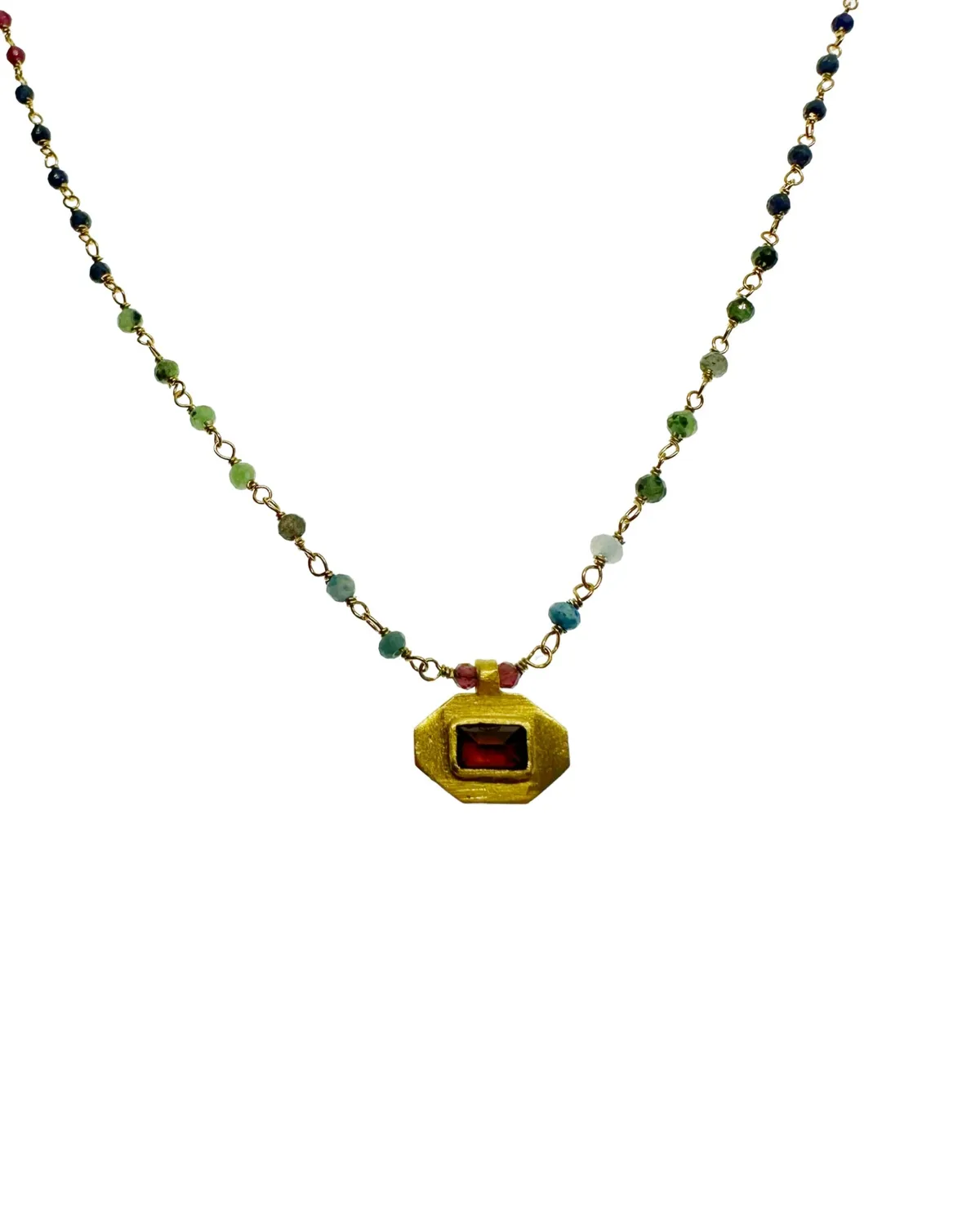 Le Fourbi de Capucine N89 collier laiton doré grenat lapis